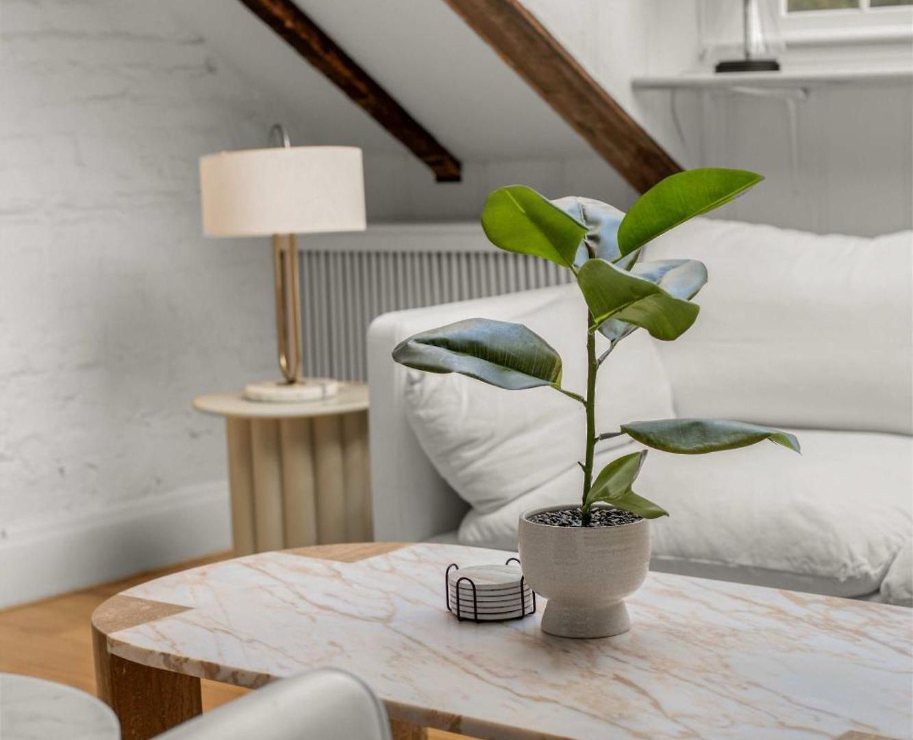 Macdougal Classic 1br Brick Loft In Greenwich Village Apartment New York