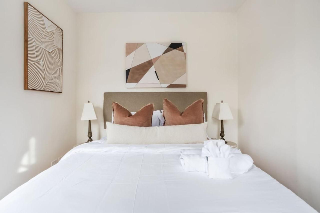 West Village Luxe 1br