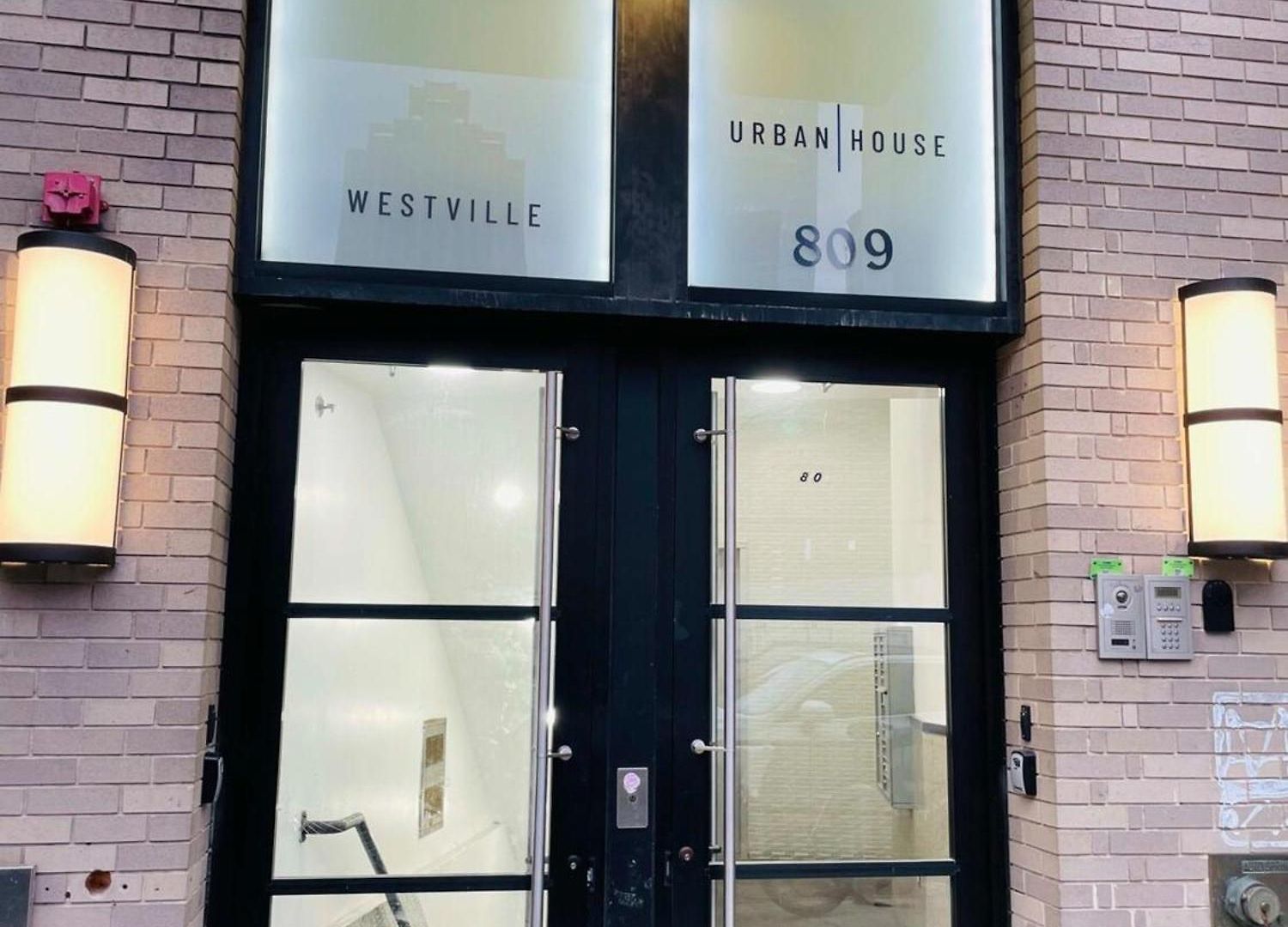 809 Midtown