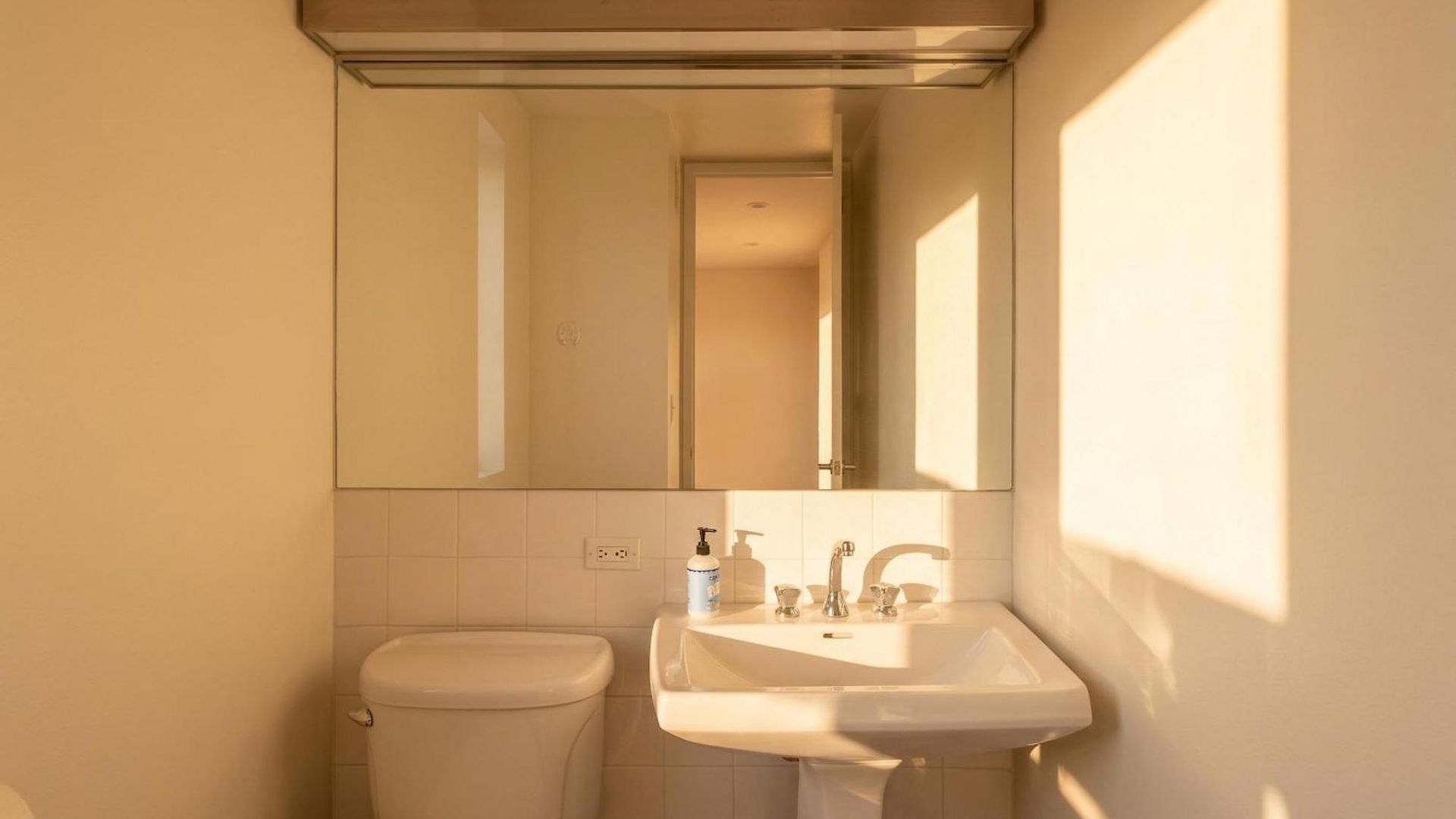Apex Executive - Ues Ny Apartment