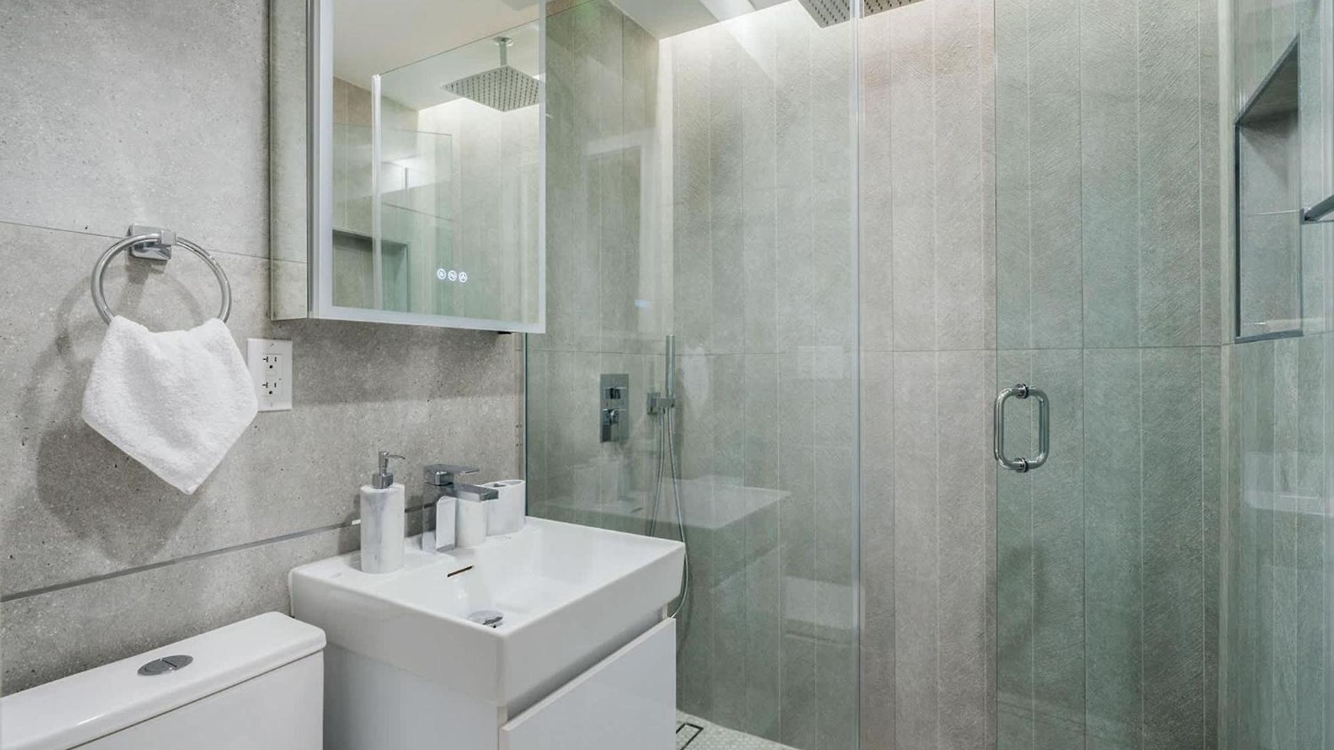 22-3b Sleek Modern 1br Gramercy Apartment *