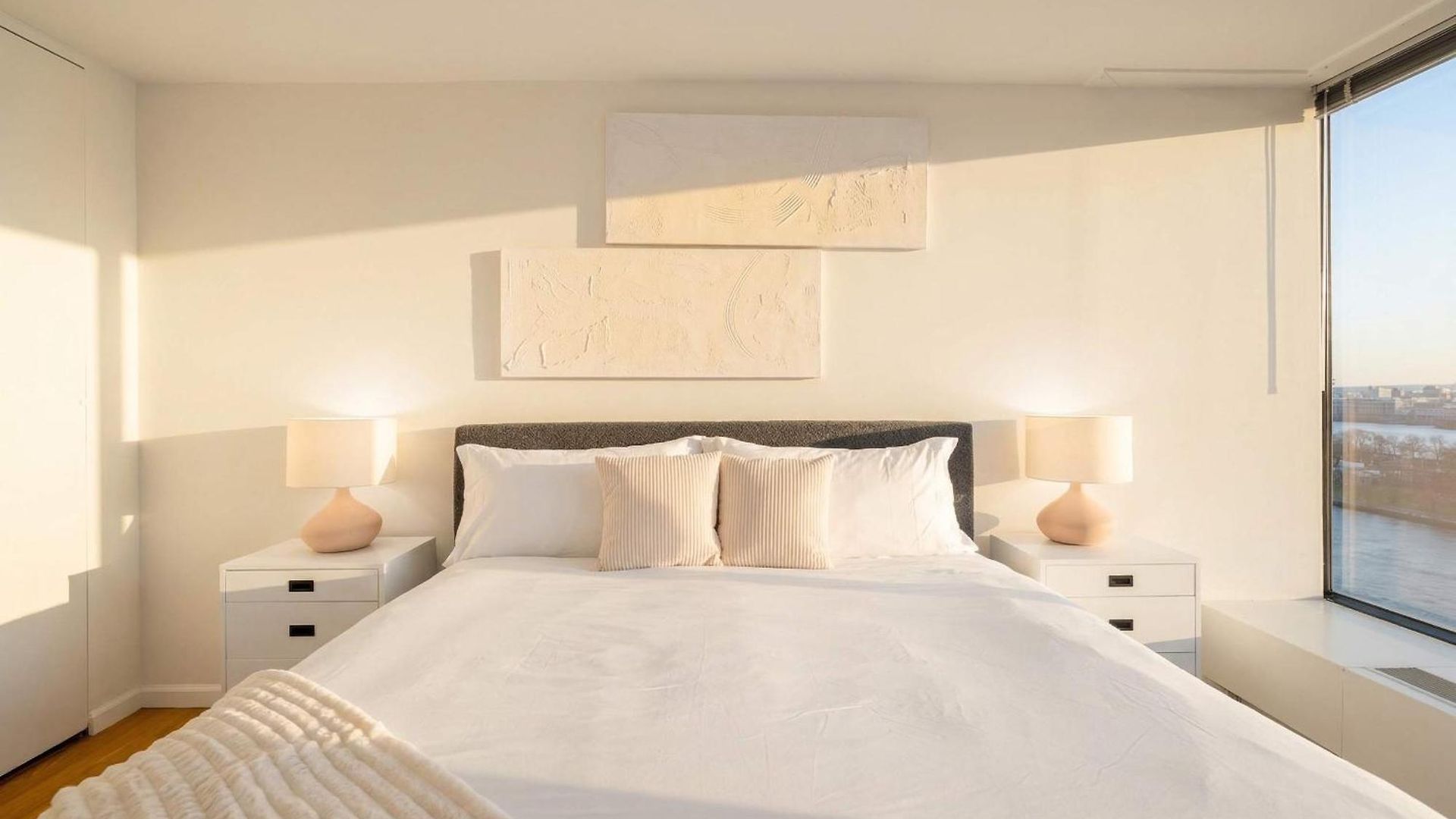 Apex Executive - Ues Ny Apartment