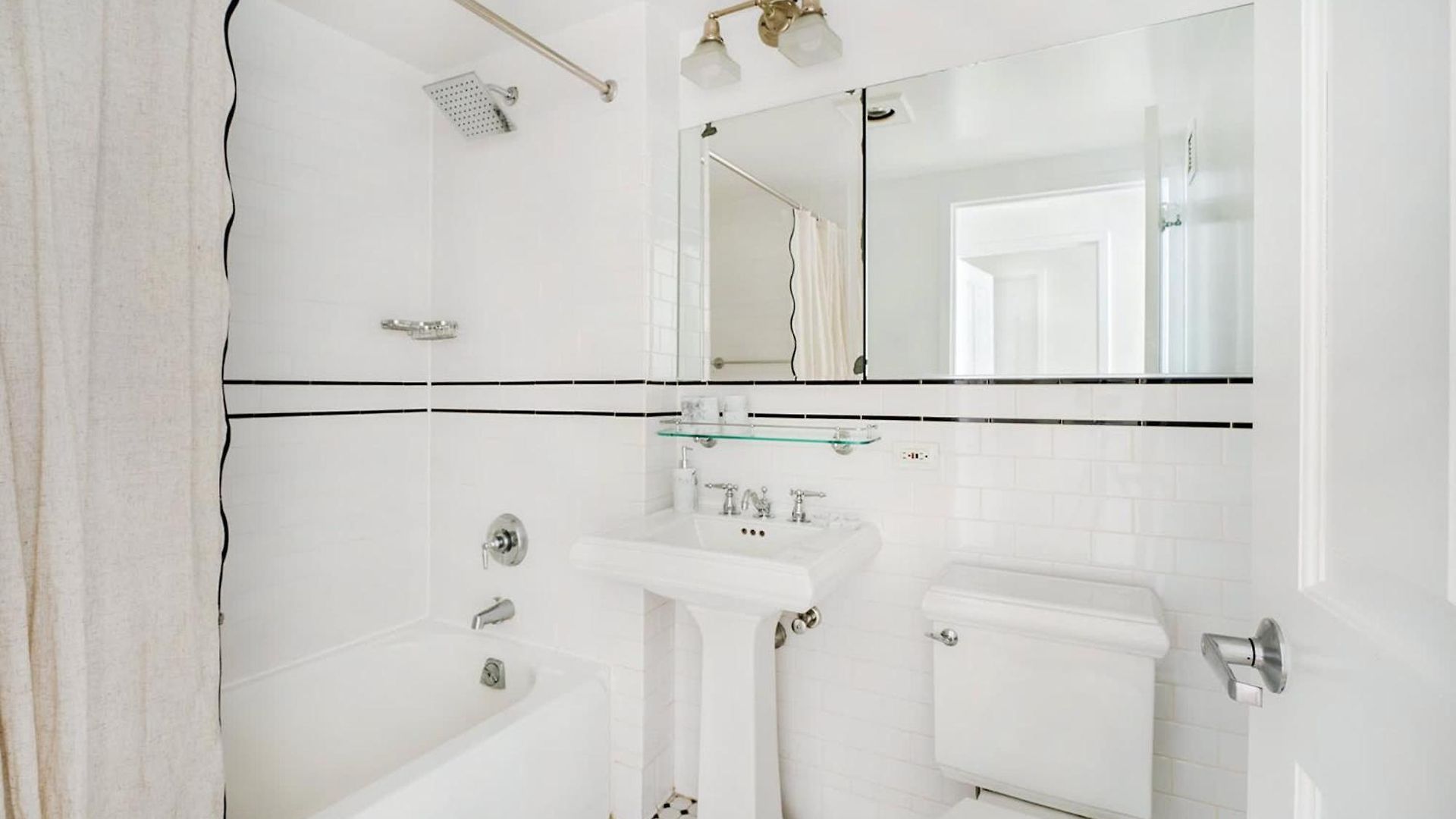 43-4d Newly Furnished 2br Full Service 24h Doorman Laundry Gym *