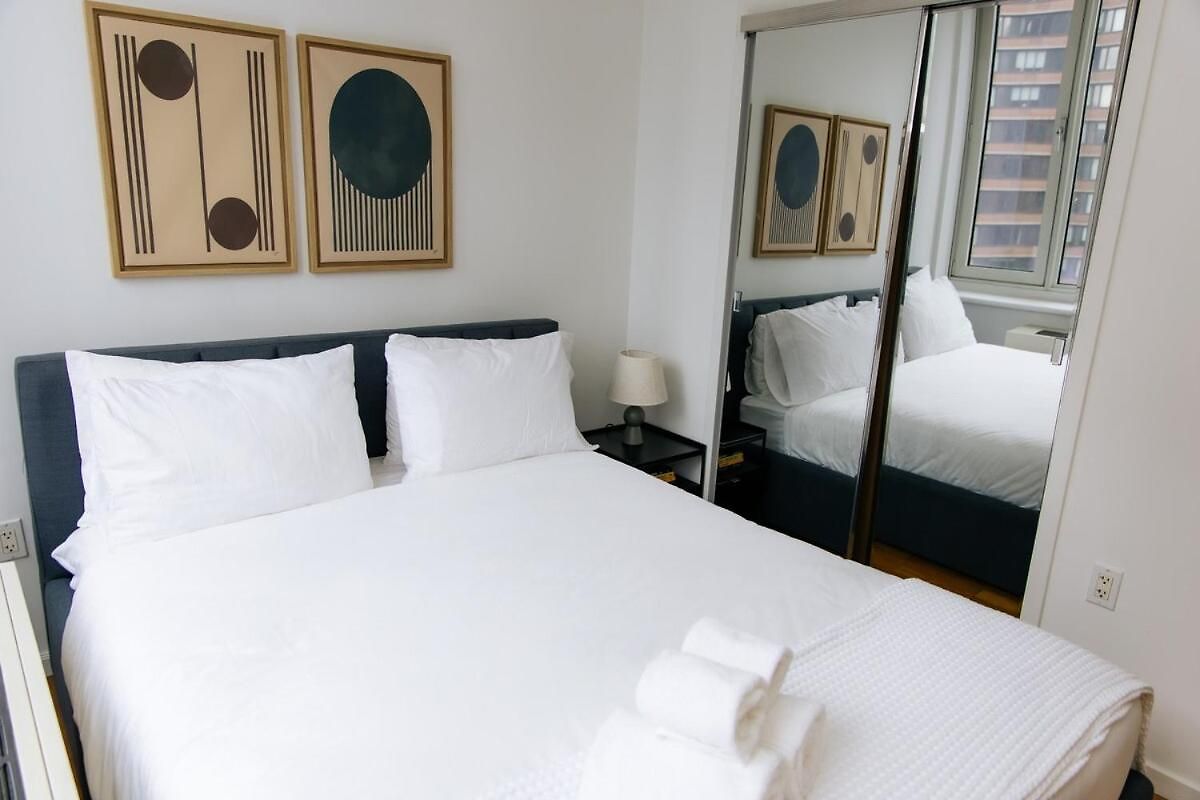 Walking To Times Square Luxury And Amazing View Apartment *