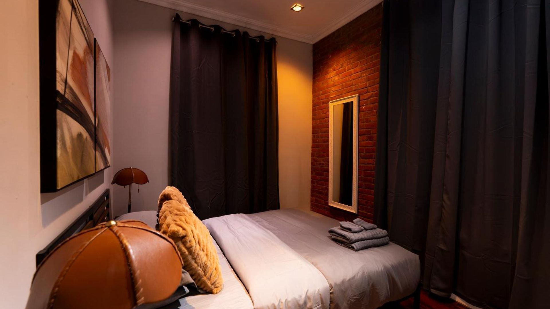 Park - 4 Bedroom With Self Check-in *