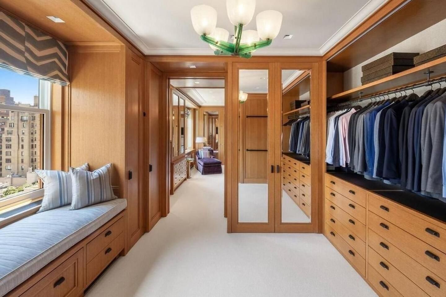 Ultra-luxury Fifth Avenue