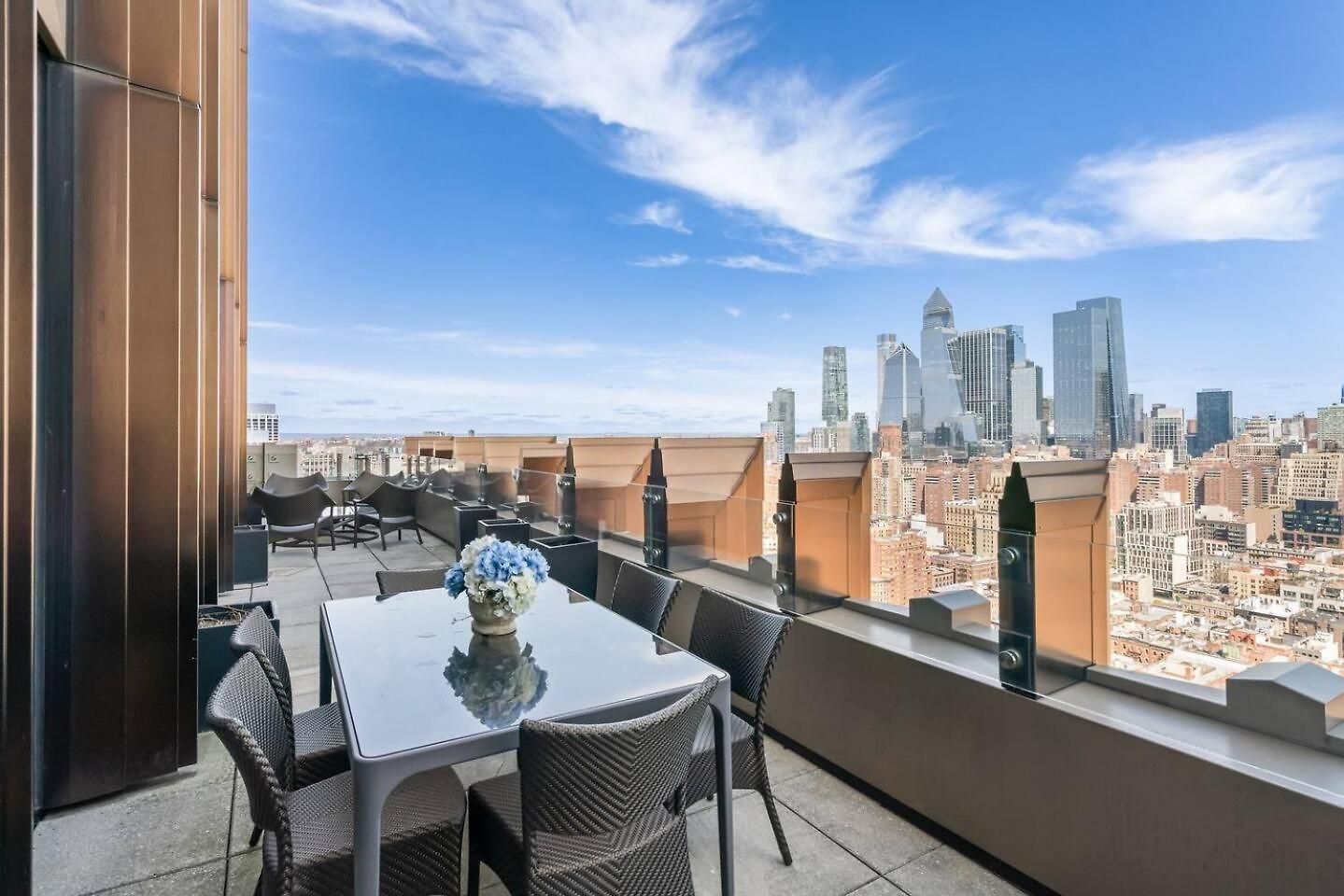 Penthouse Modern Spacious Bedrooms Apartment New York