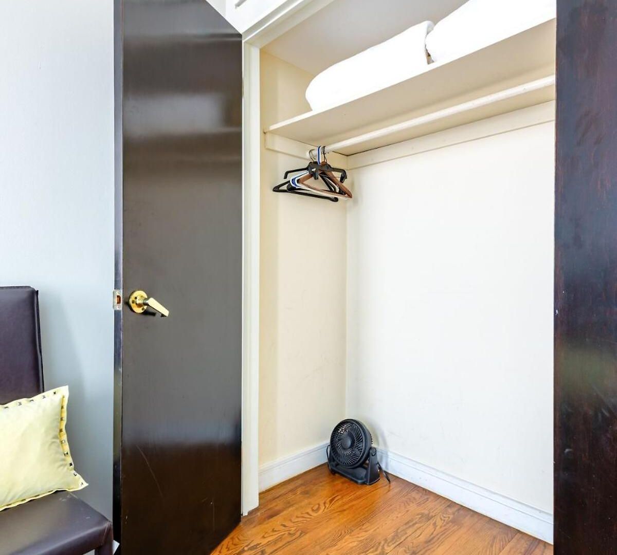 Beautiful 2-bedroom Townhouse Nyc New York