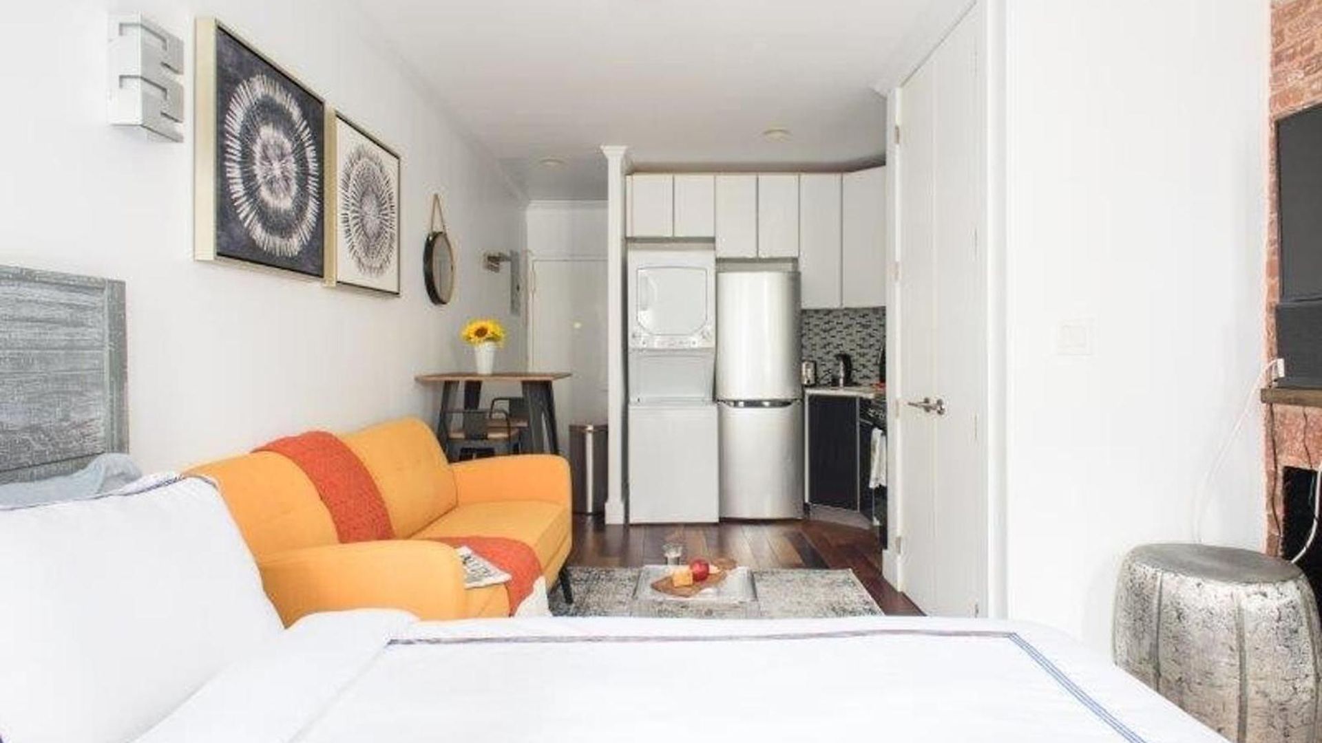 241 East Apartment *