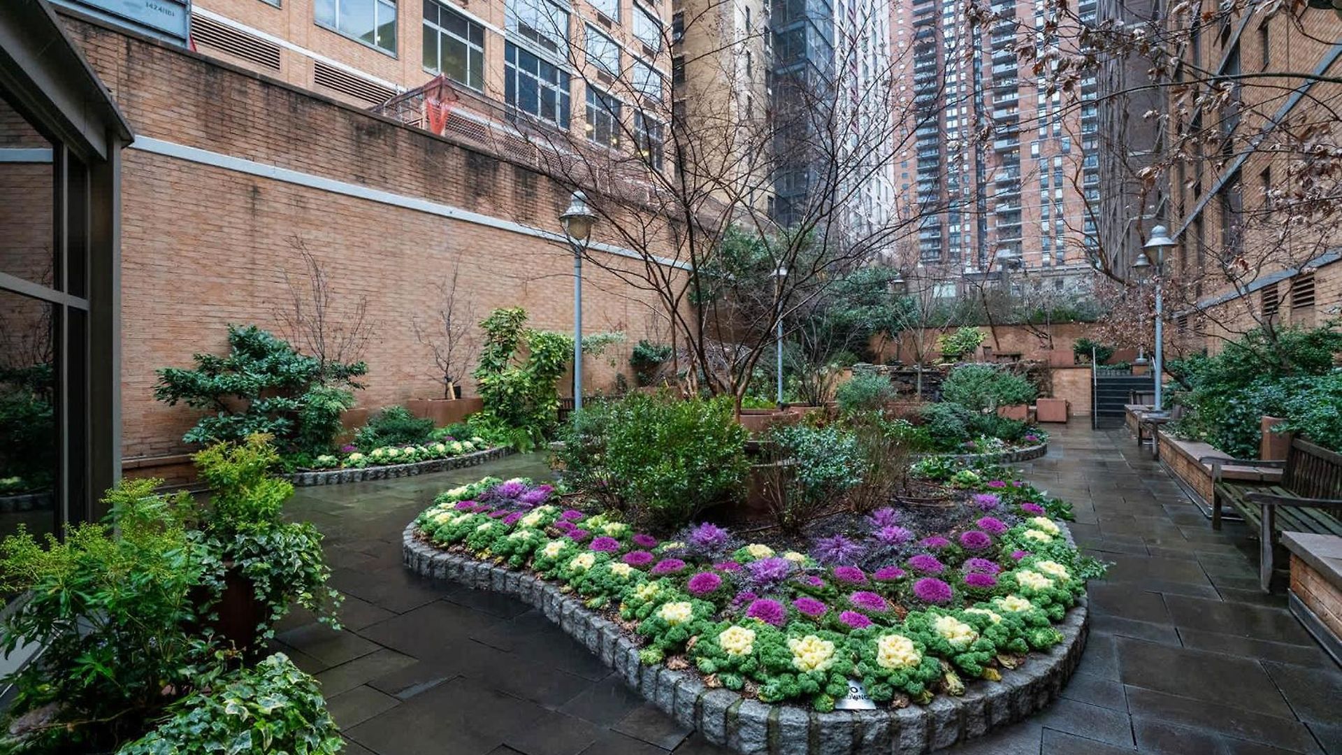 Apartment 43-20a Newly Furnished 1br- Full Service Doorman Laundry Gym Business Center