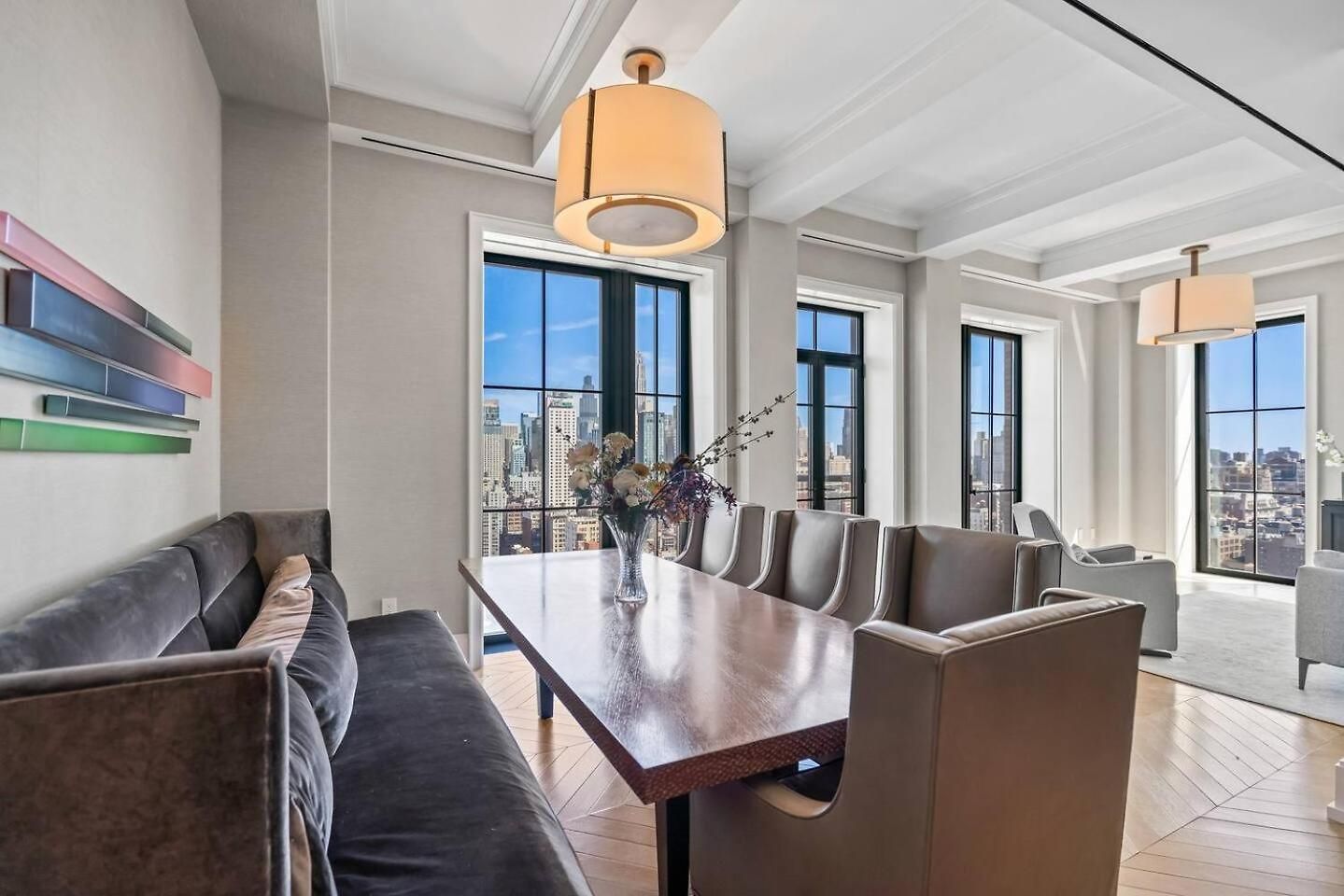 Penthouse Modern Spacious Bedrooms Apartment *