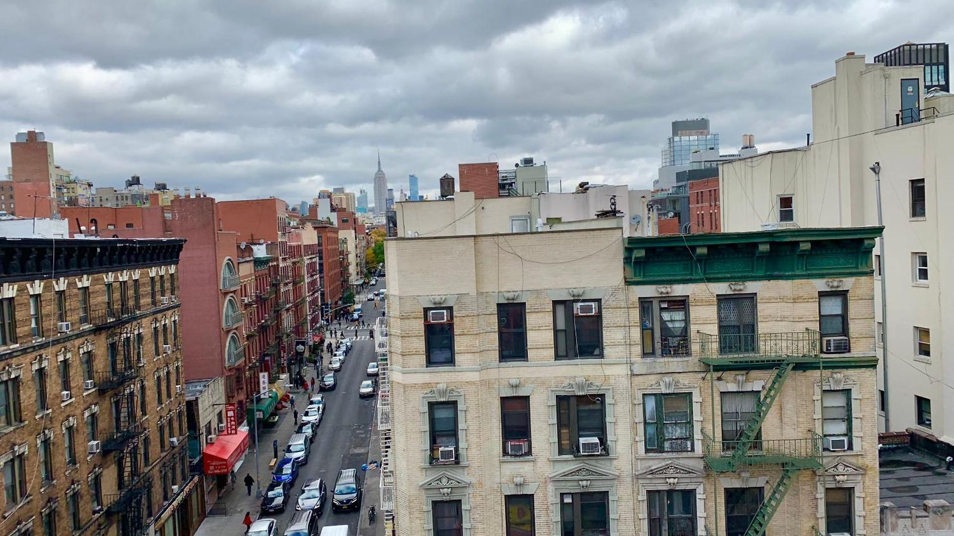 Big In Little Italy, Chinatown, Soho, Tribeca, Nyc Apartment