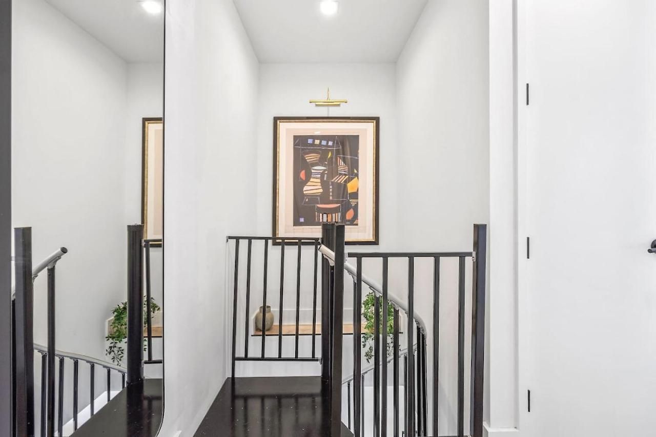 Apartment Bright Bedford Lofts With Laundry New York