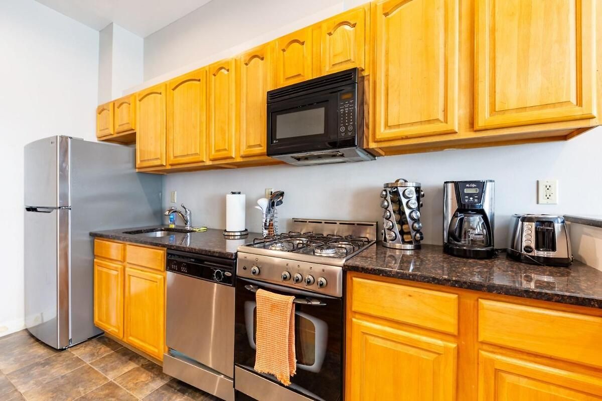 Beautiful 2-bedroom Townhouse Nyc New York