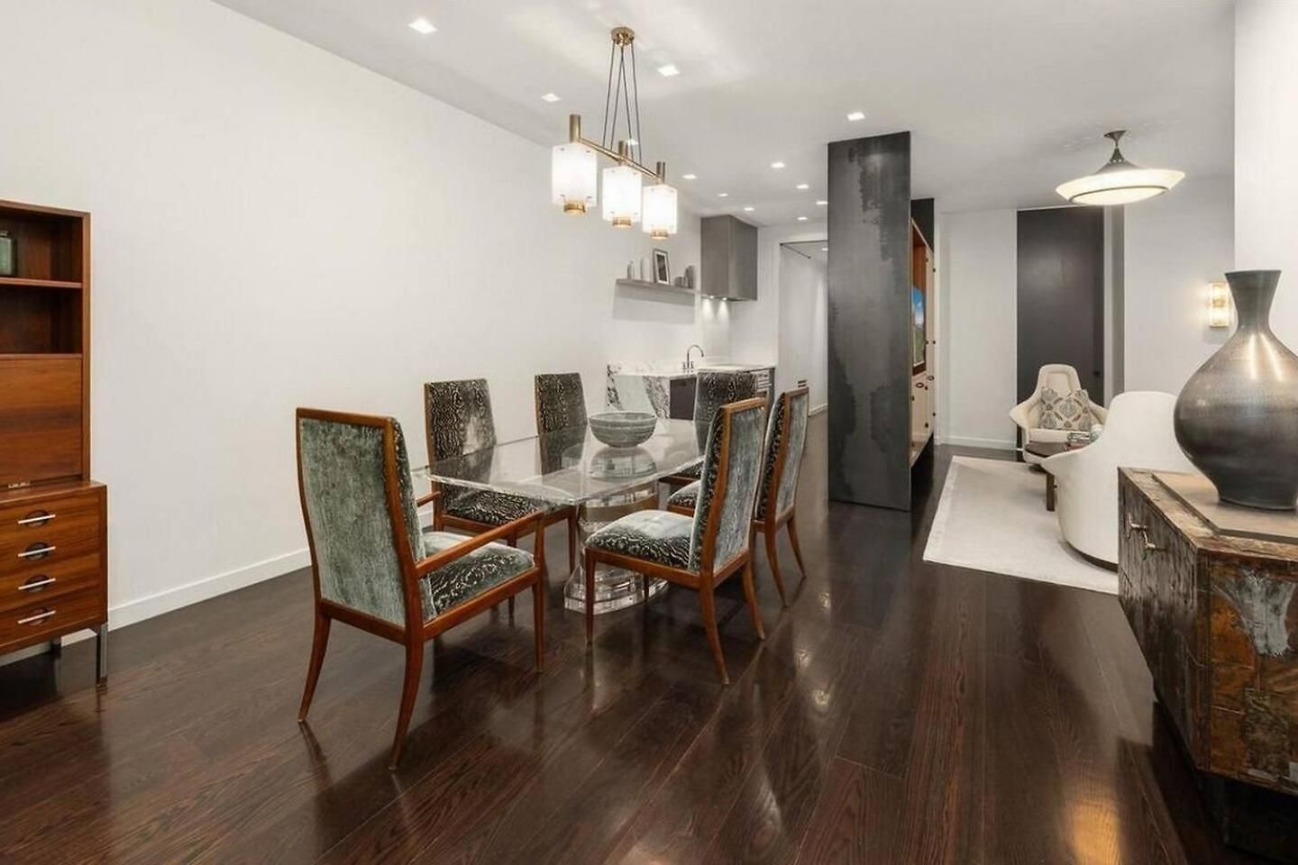 Ultra-luxury Fifth Avenue
