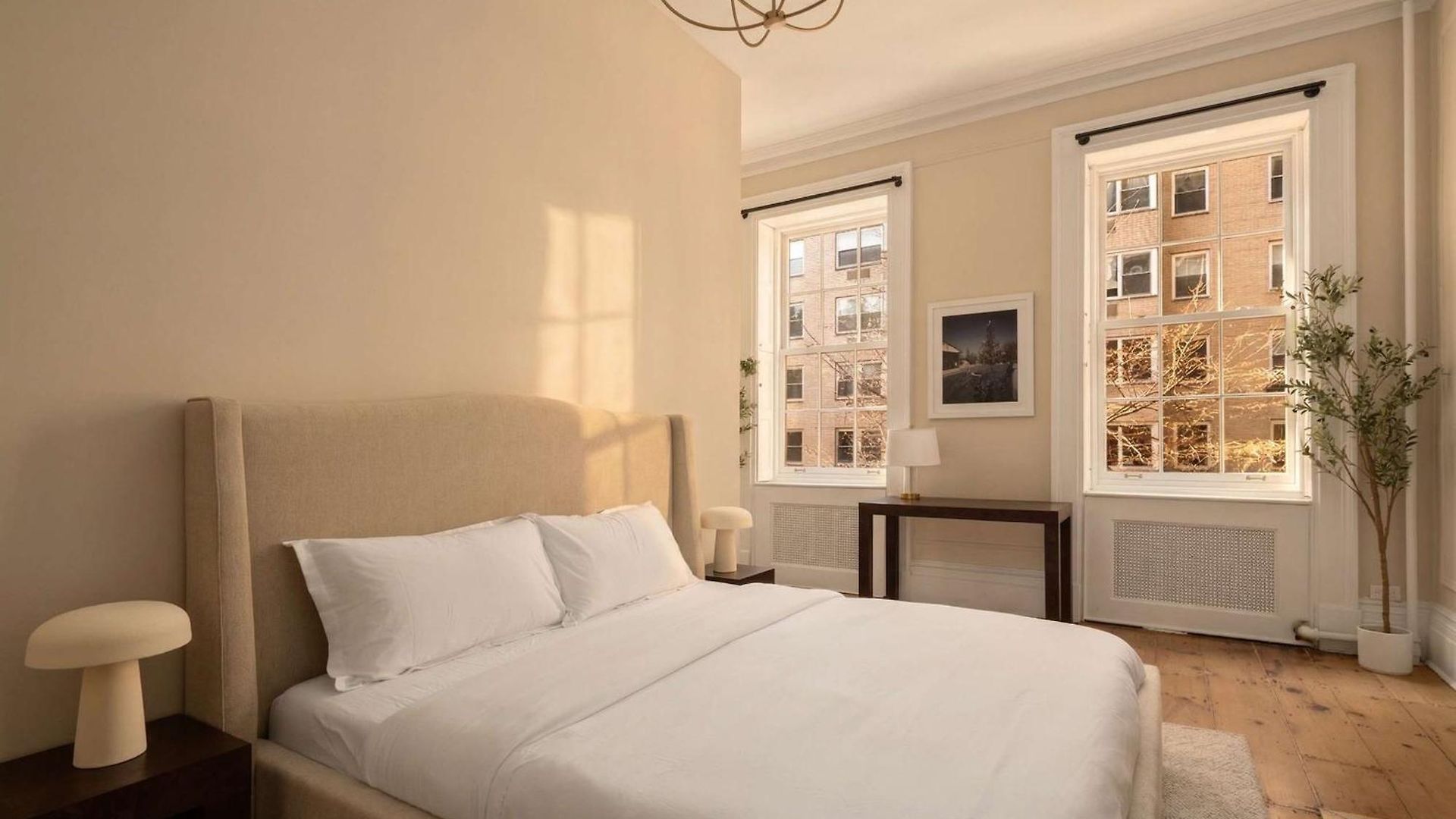 Apex Executive - Washington Square Park Ny *