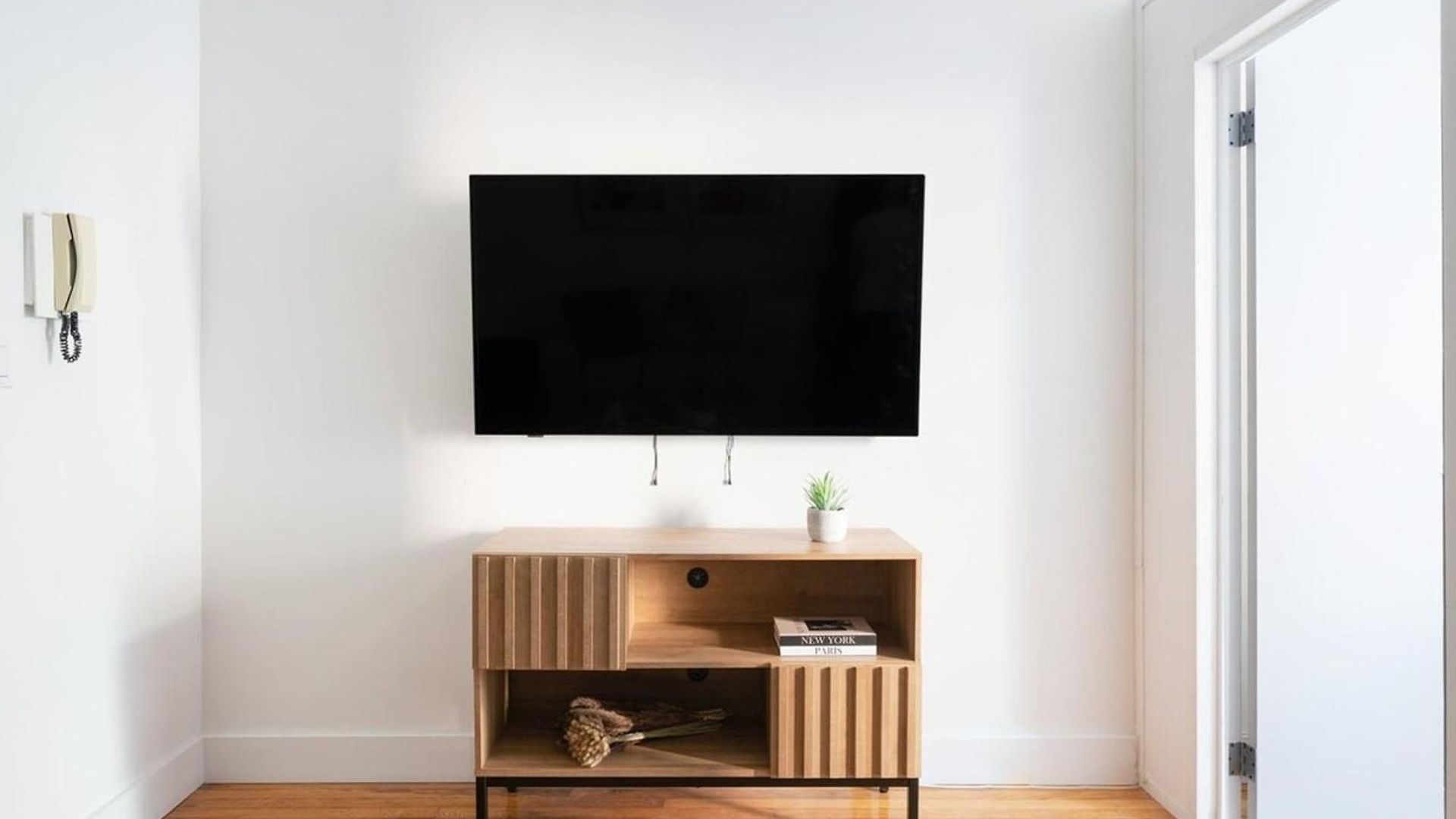 Apartment 444 Midtown *