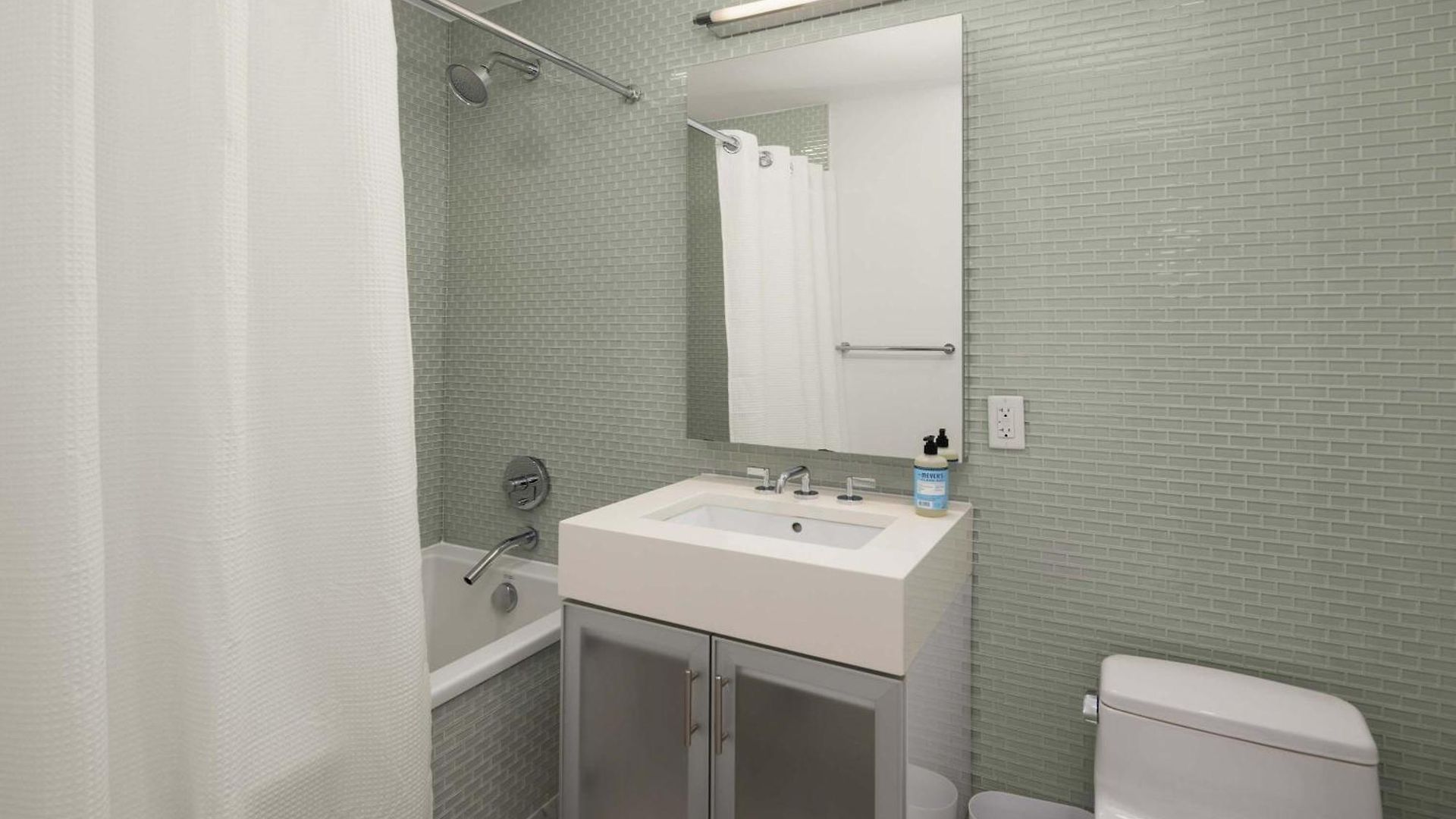 Apex Executive - Lenox Hill Ny