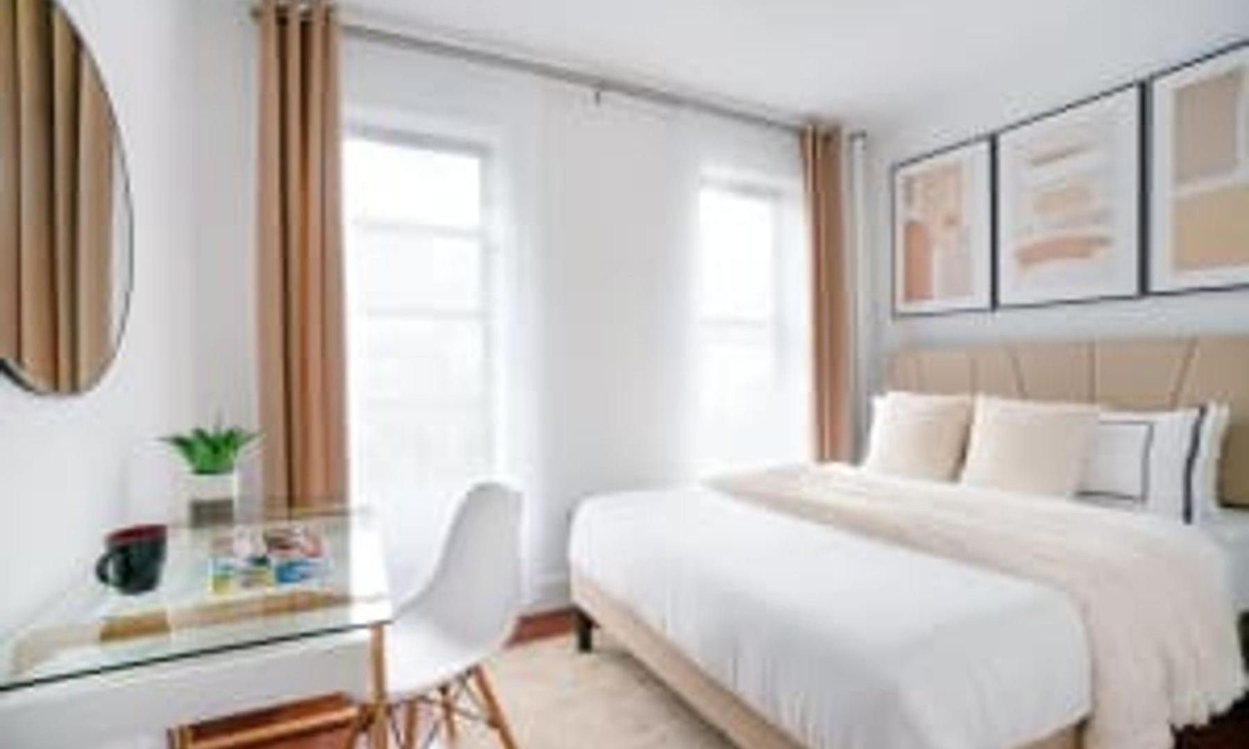 444 Midtown * New York