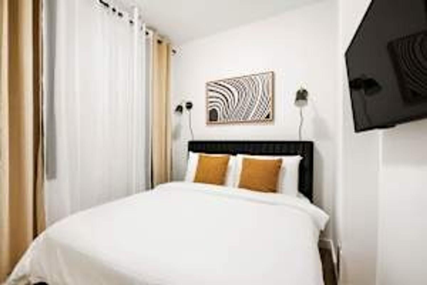 1290 Ues Apartment *