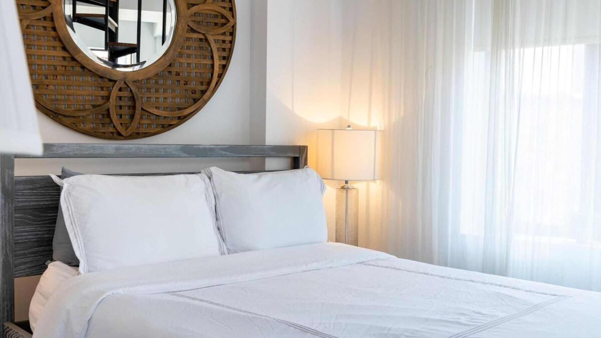 Apartment 809 Midtown *