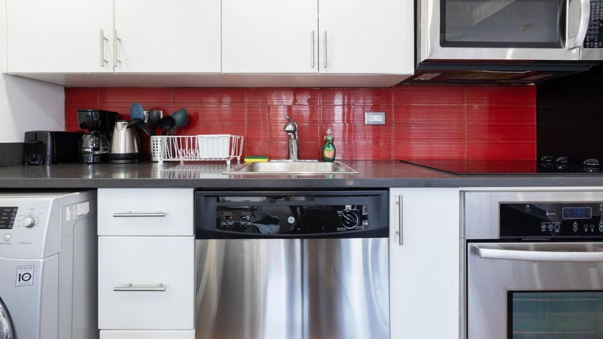 Apartment 809 Midtown *