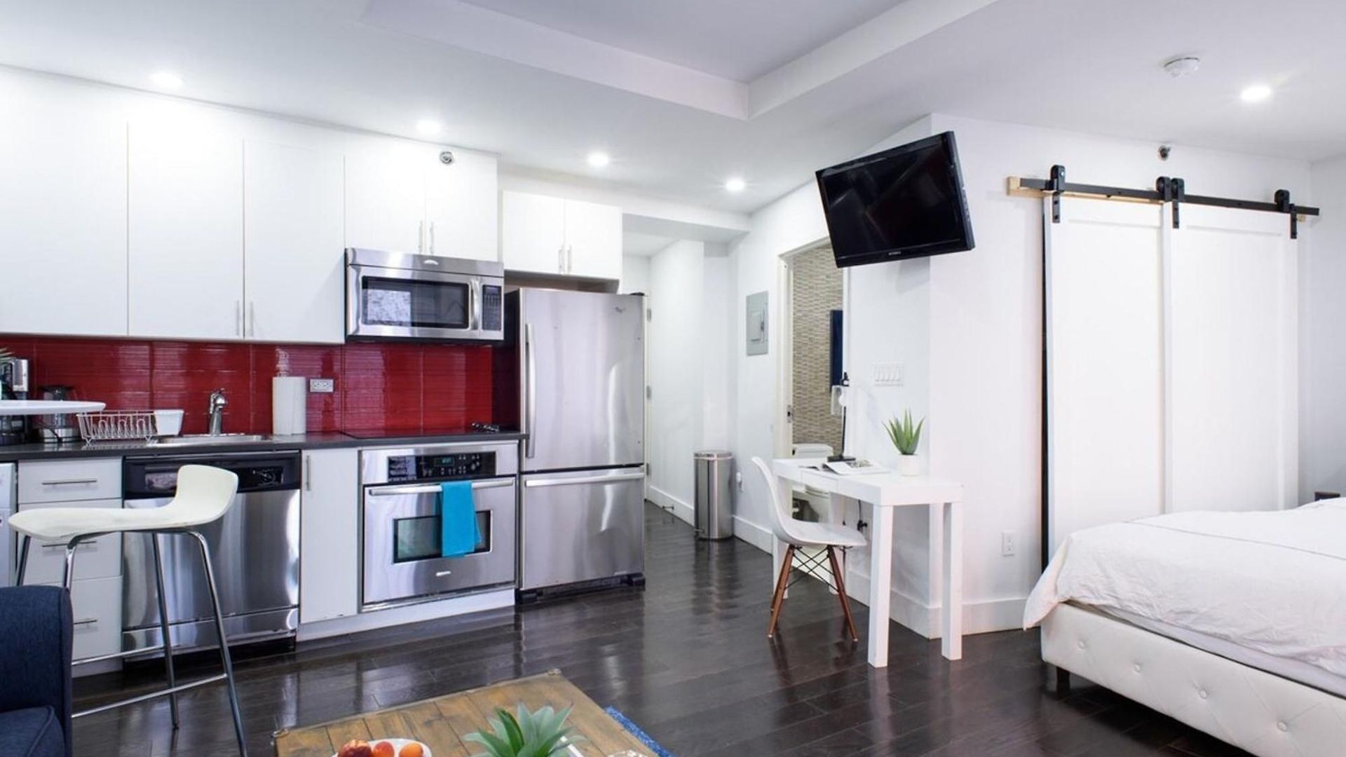 809 Midtown Apartment *