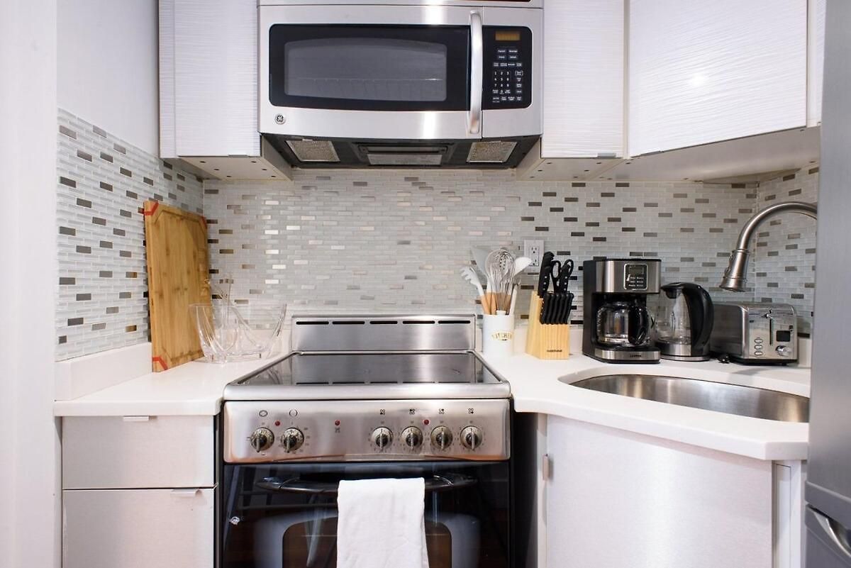 Apartment 241 East