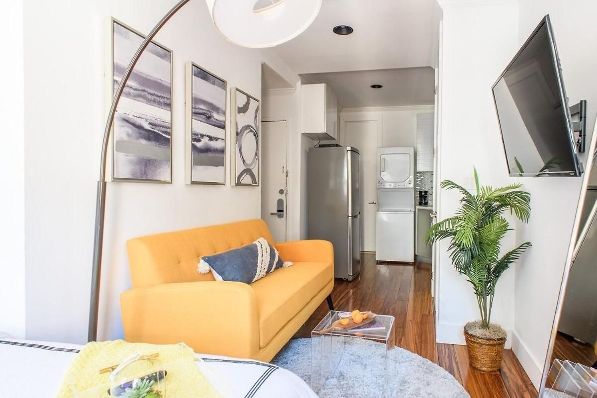 Apartment 241 East