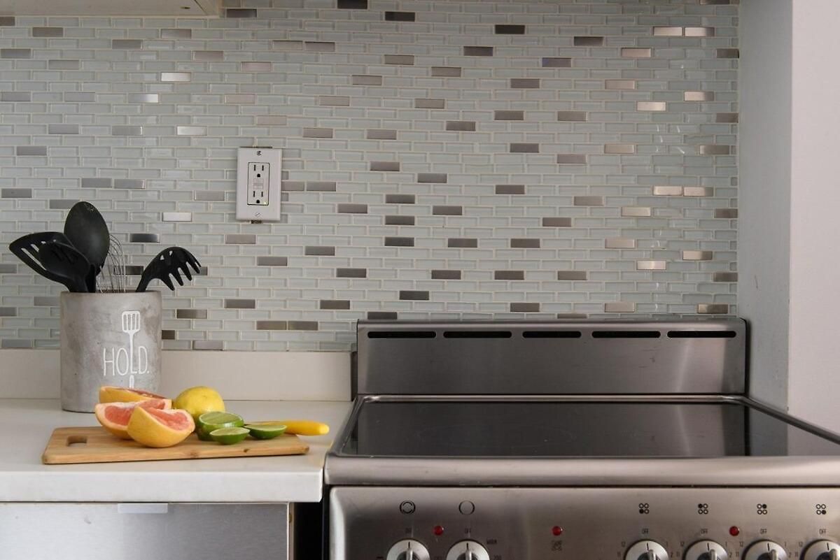 Apartment 241 East New York