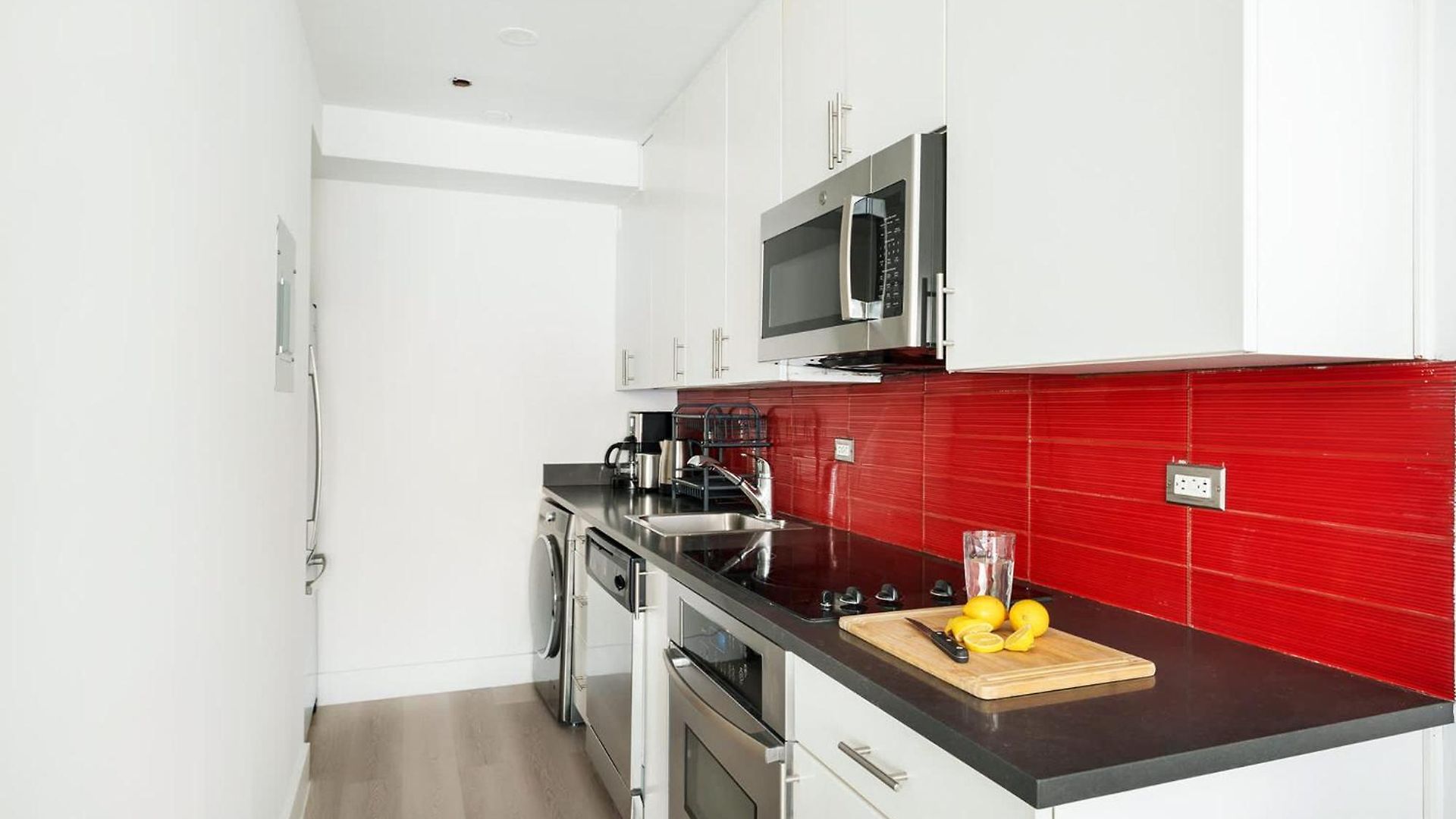 Apartment 809 Midtown *