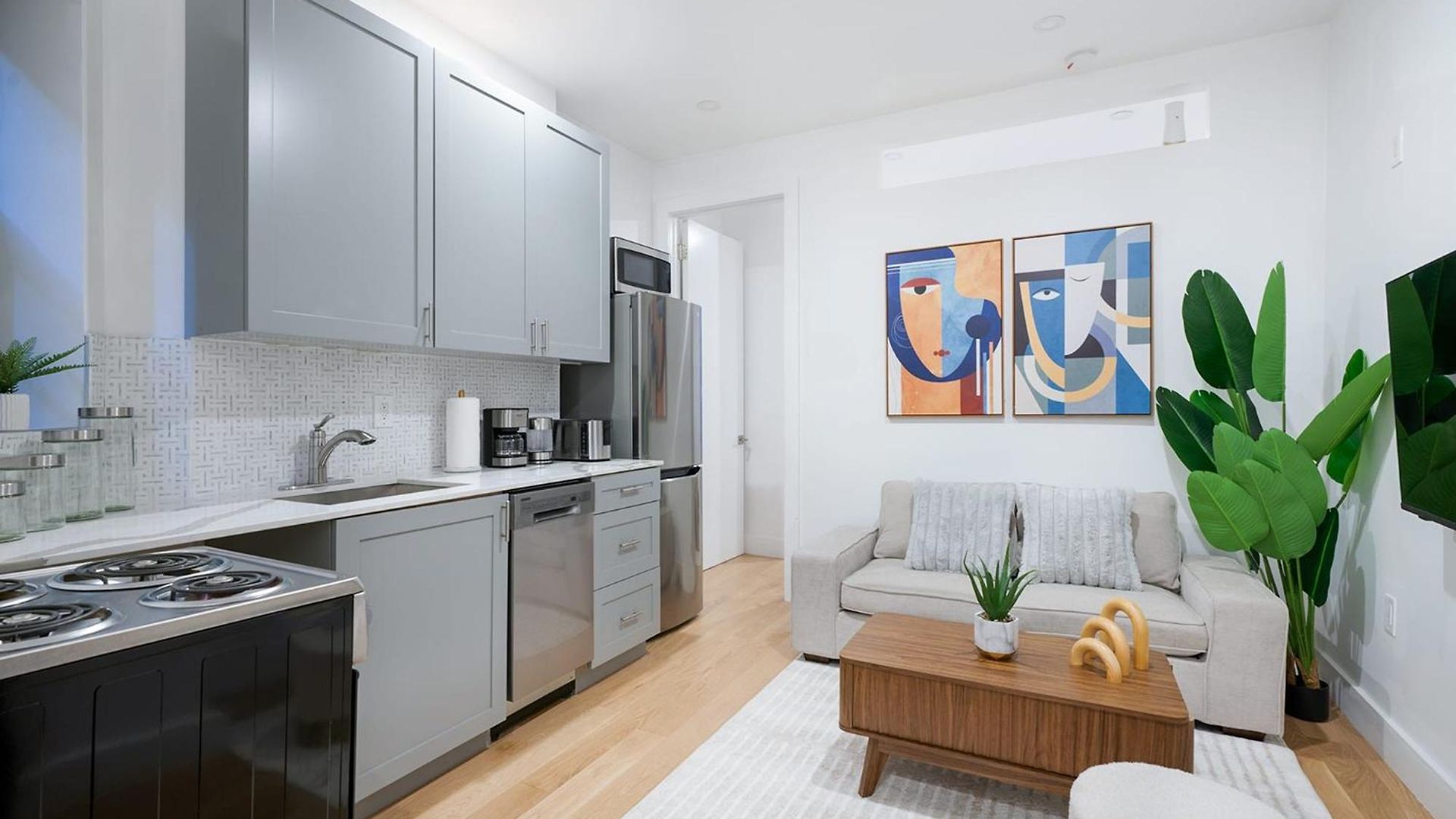 Apartment 1290 Ues *