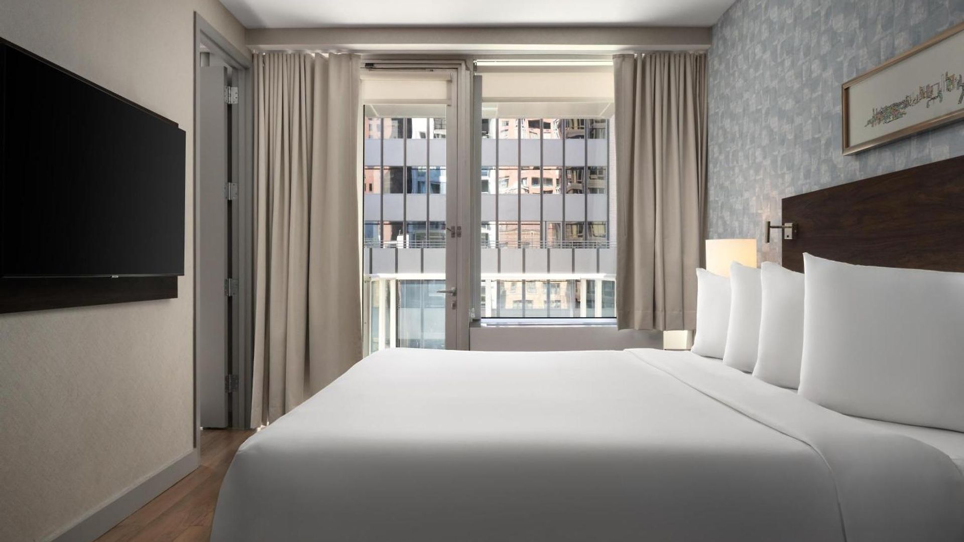 Hotel The Bernic City,tapestry Collection By Hilton
