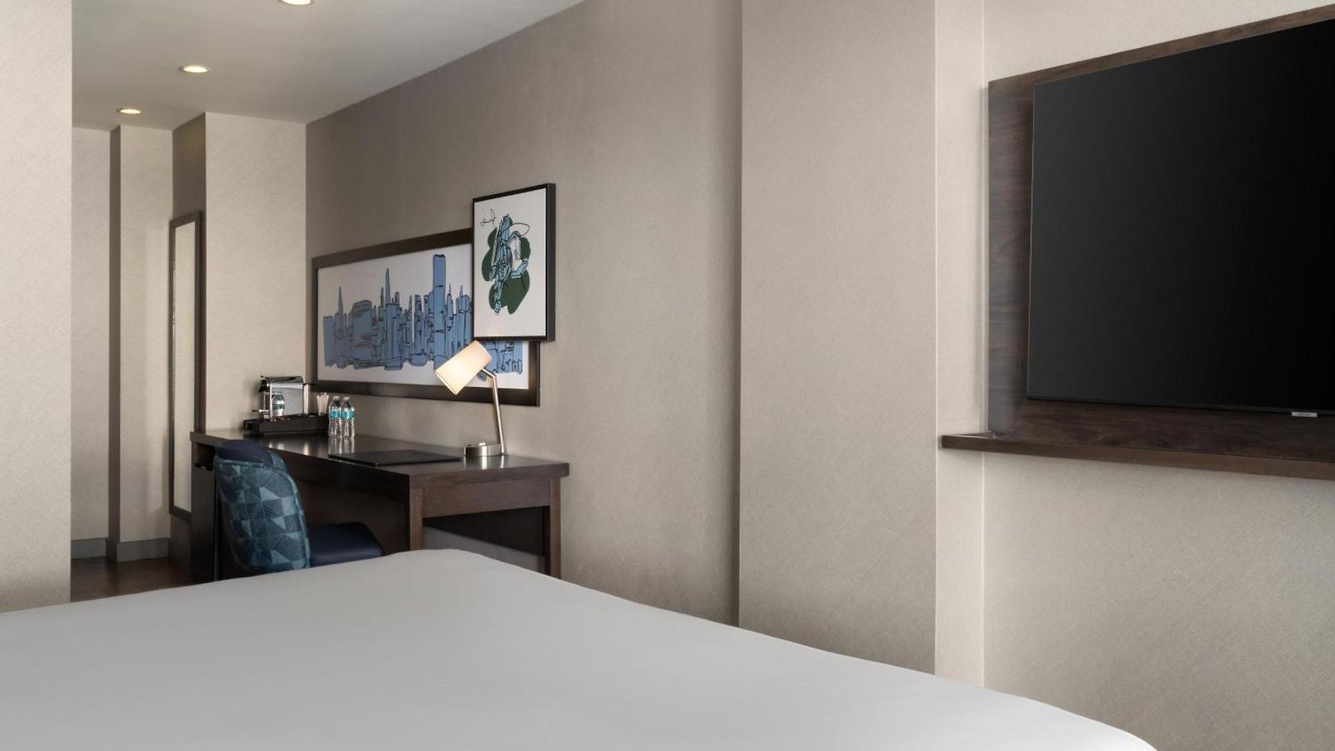 Hotel The Bernic City,tapestry Collection By Hilton