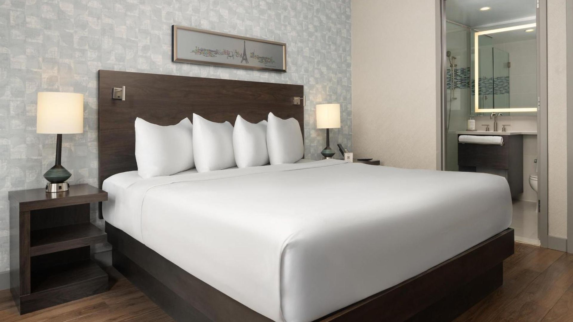 The Bernic City,tapestry Collection By Hilton Hotel New York