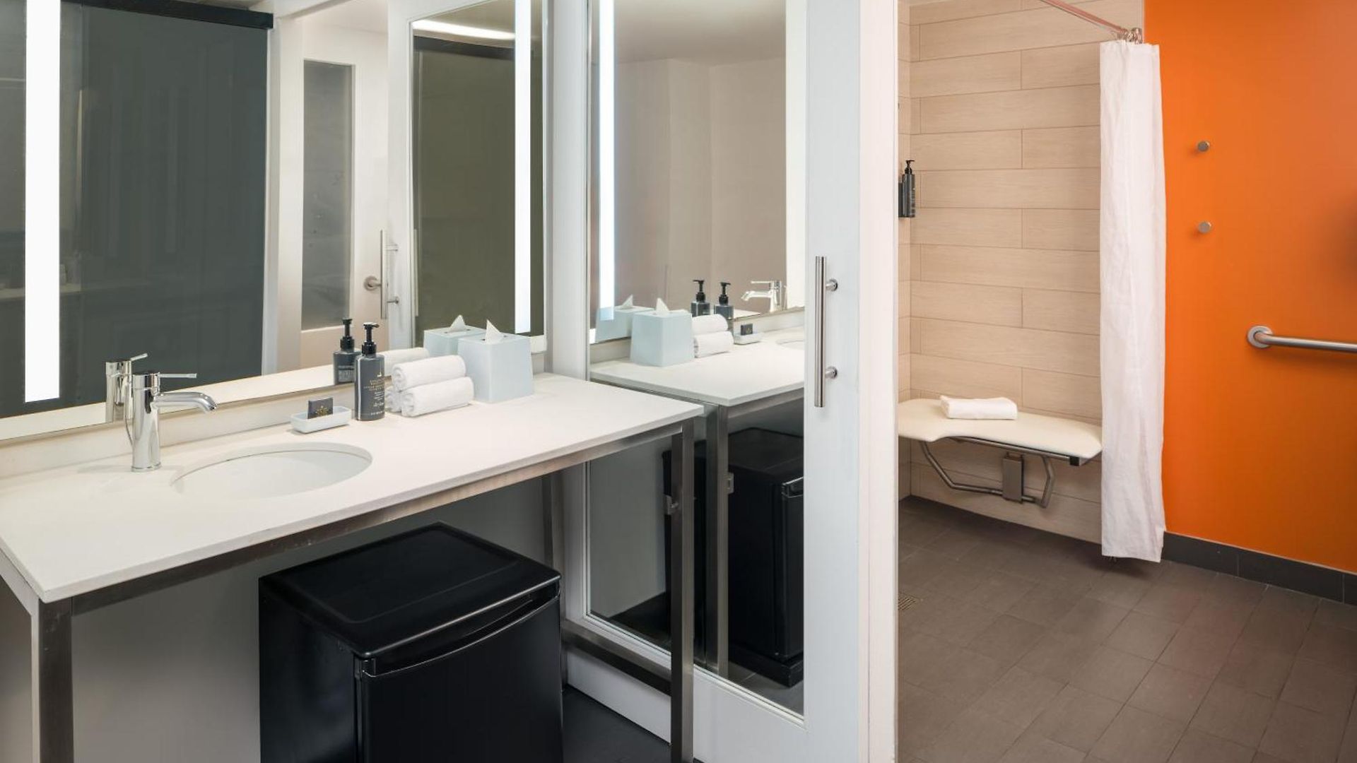 Hotel Aloft By Marriott Laguardia Airport 3*