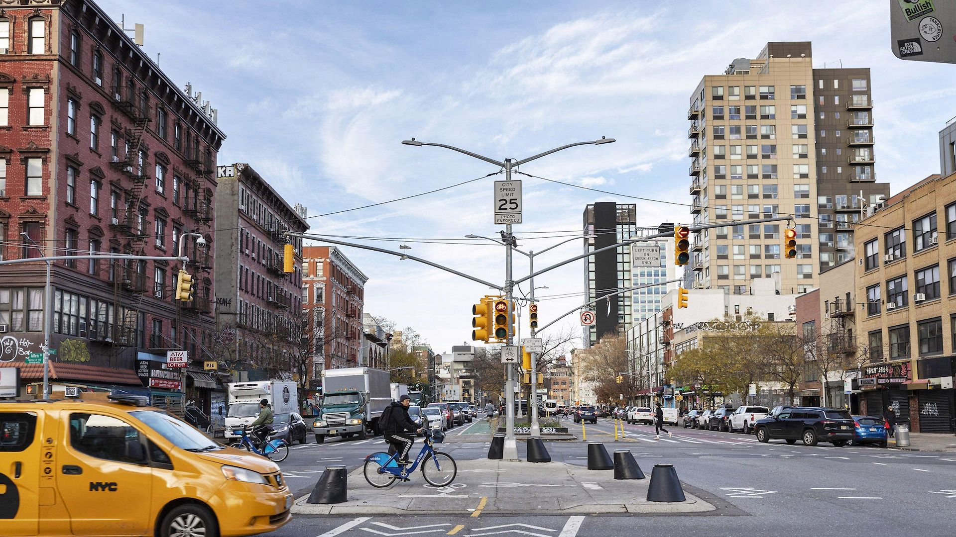 Hotel Kasa Lantern Lower East Side New York