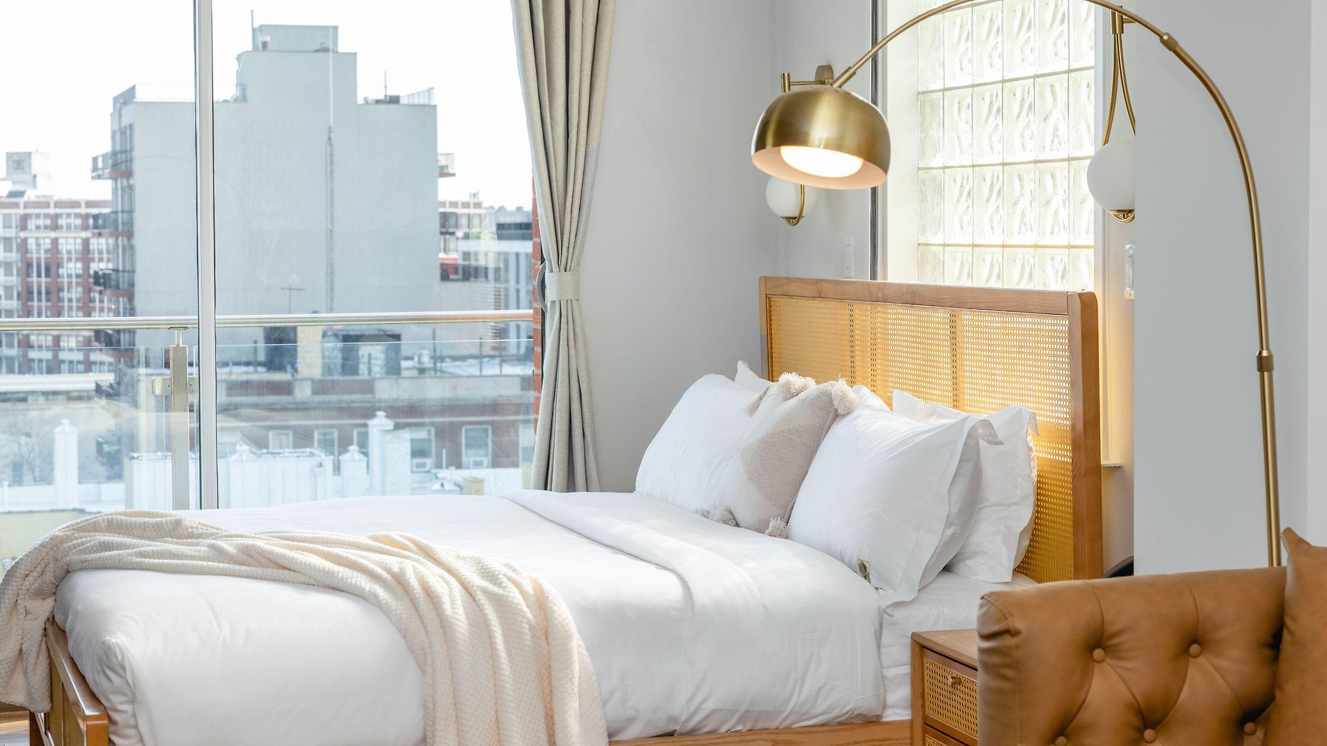 The Modernist Hotel 2*