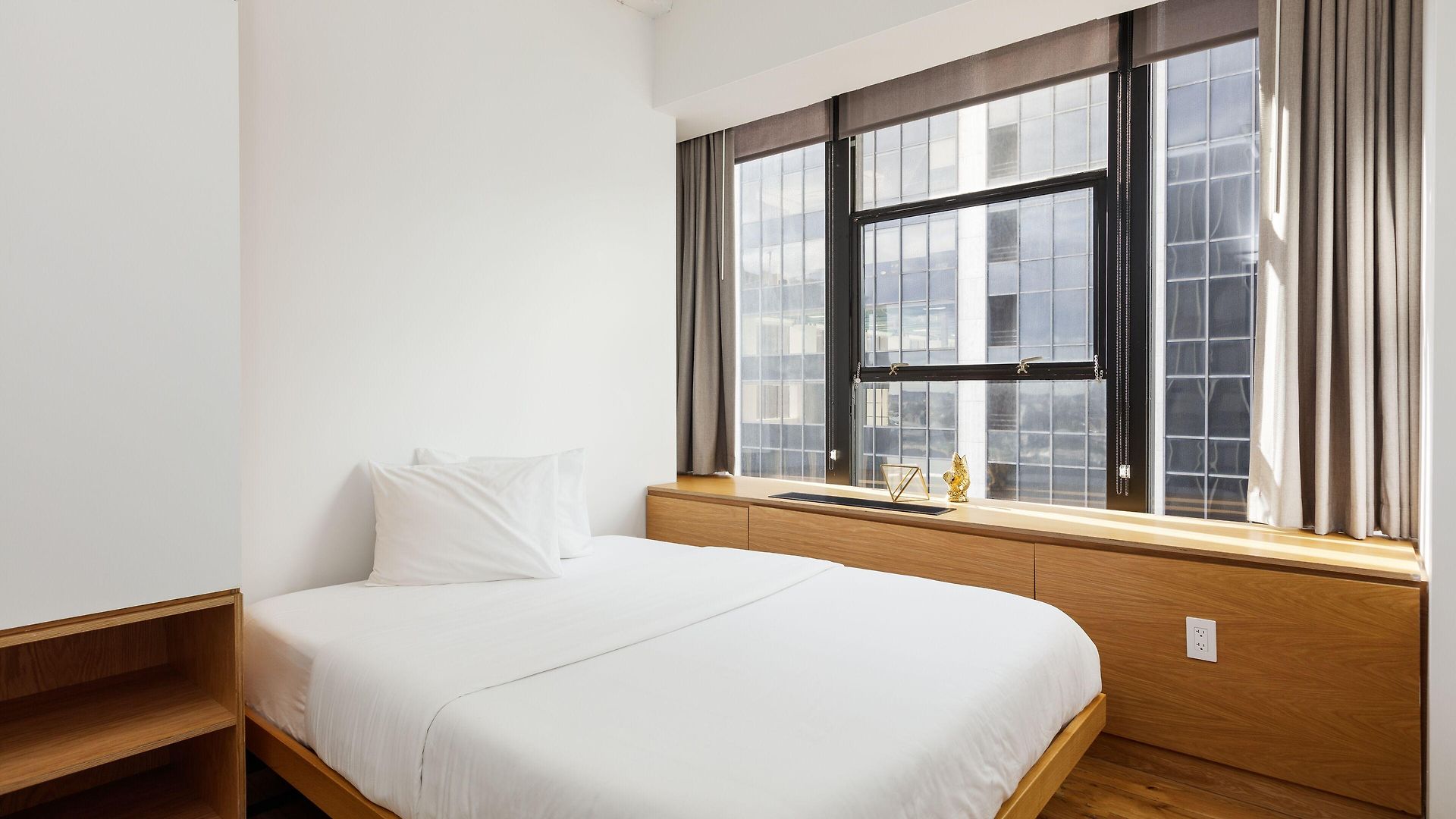 Aparthotel Placemakr Street 4*