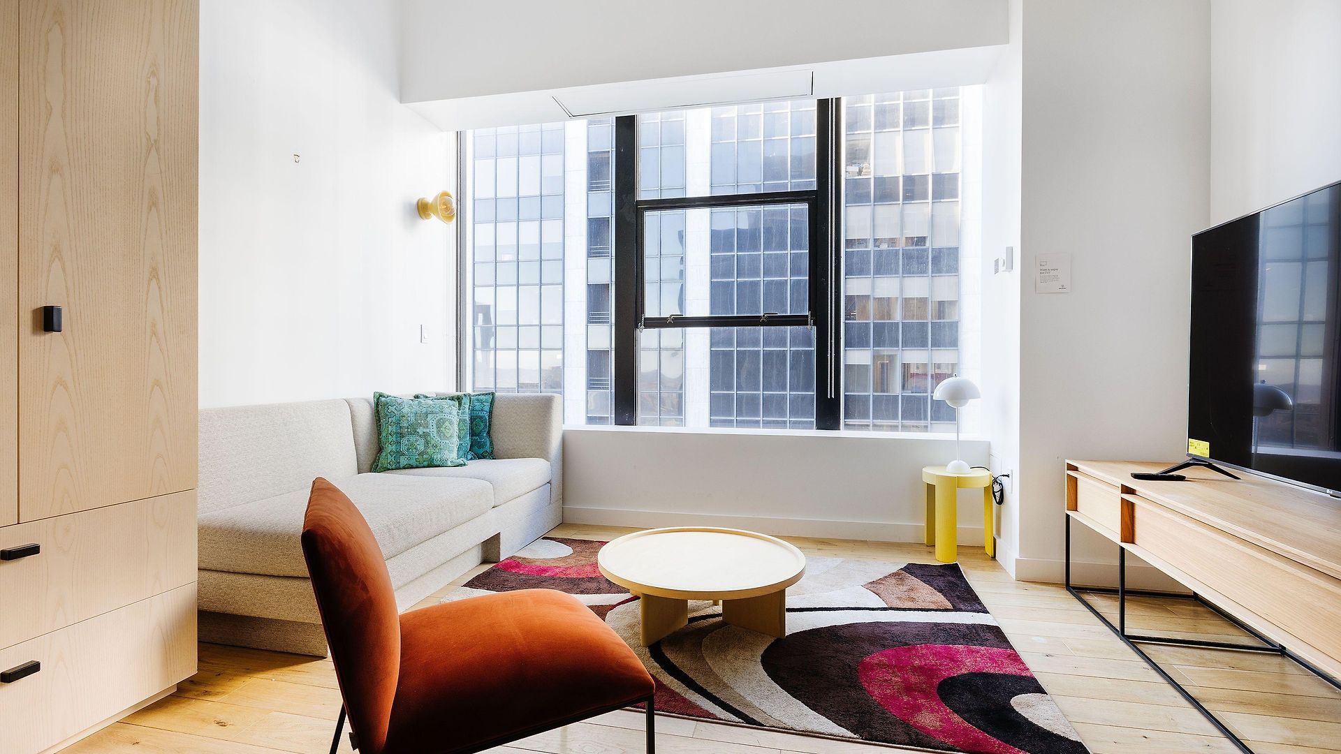 Placemakr Street Aparthotel