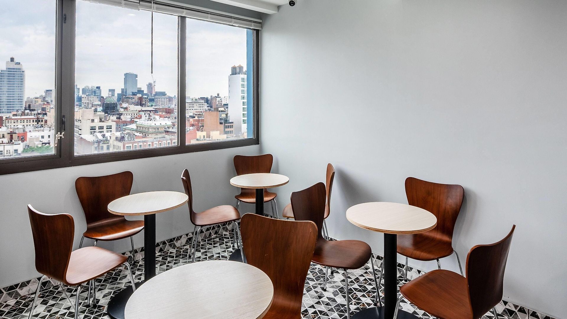 Hotel Days By Wyndham Chinatown 3*