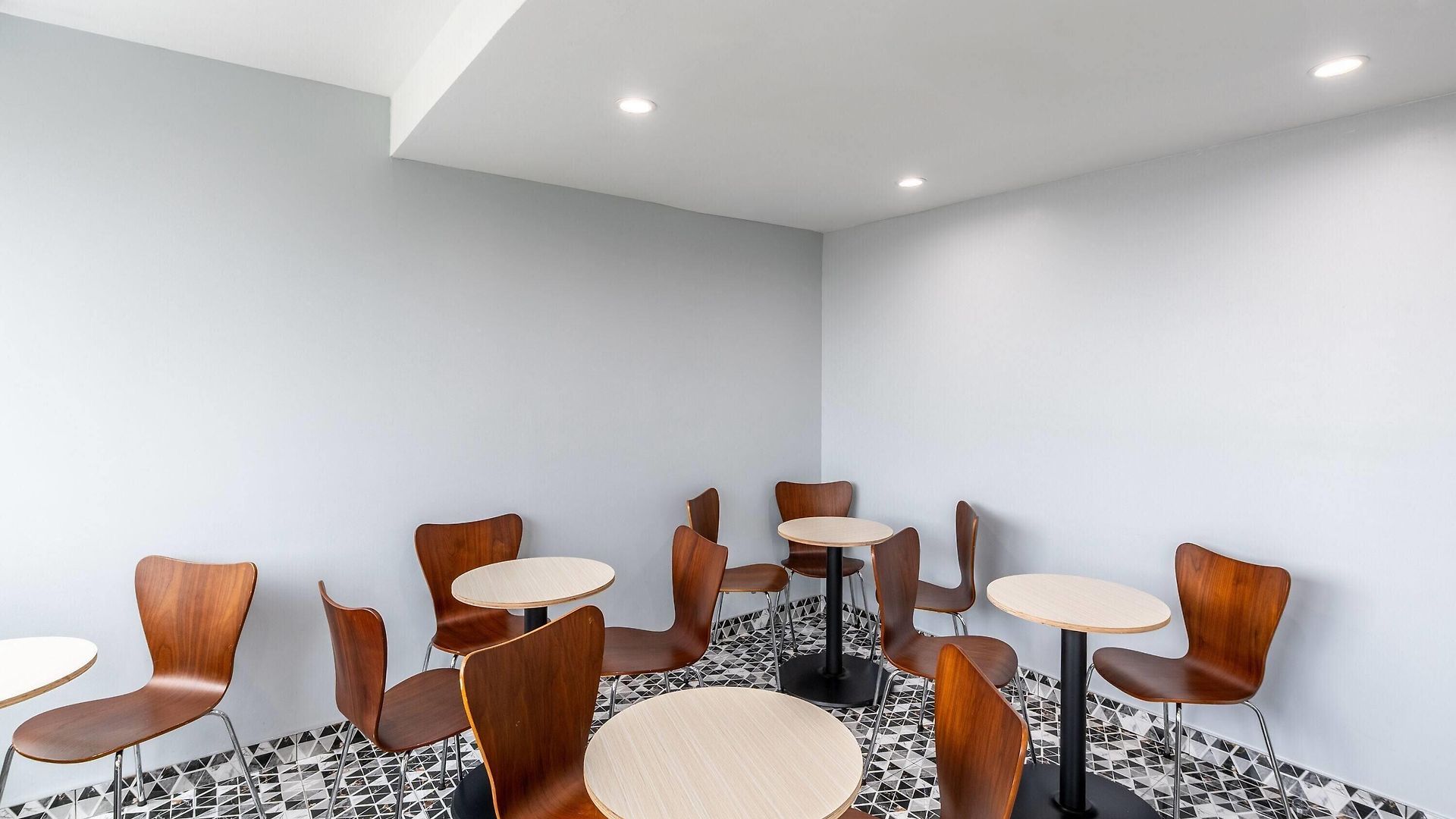 Days By Wyndham Chinatown Hotel New York