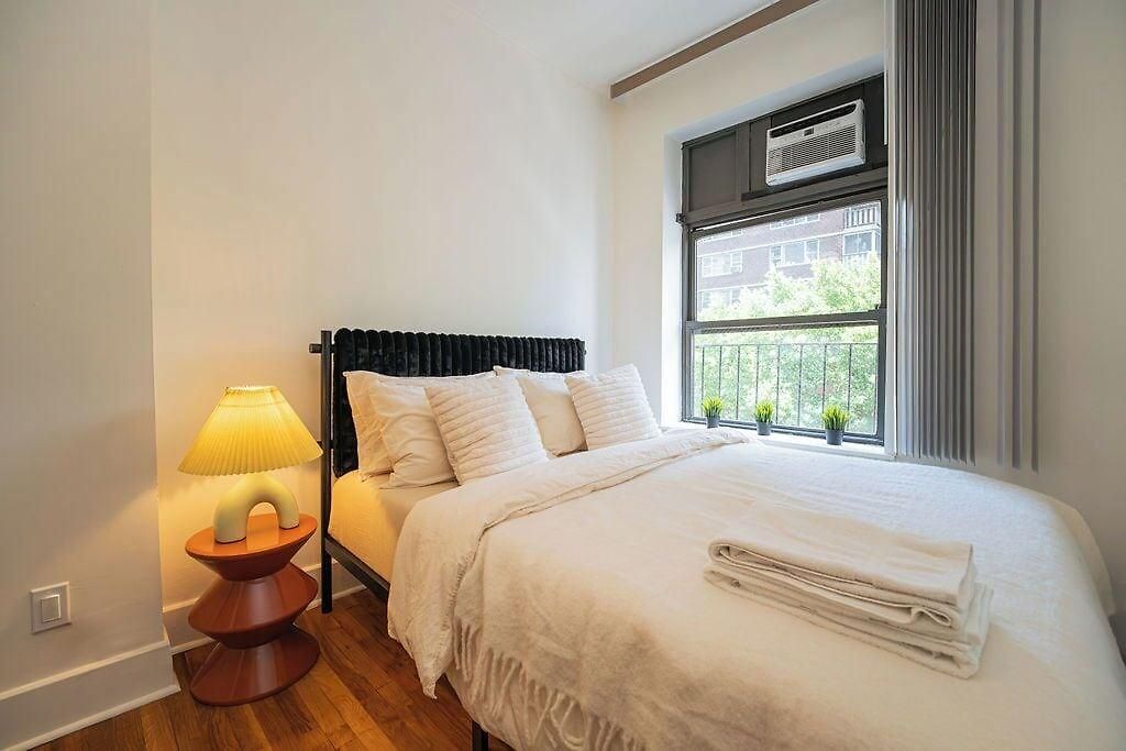 Lamartine Chelsea Hostel
