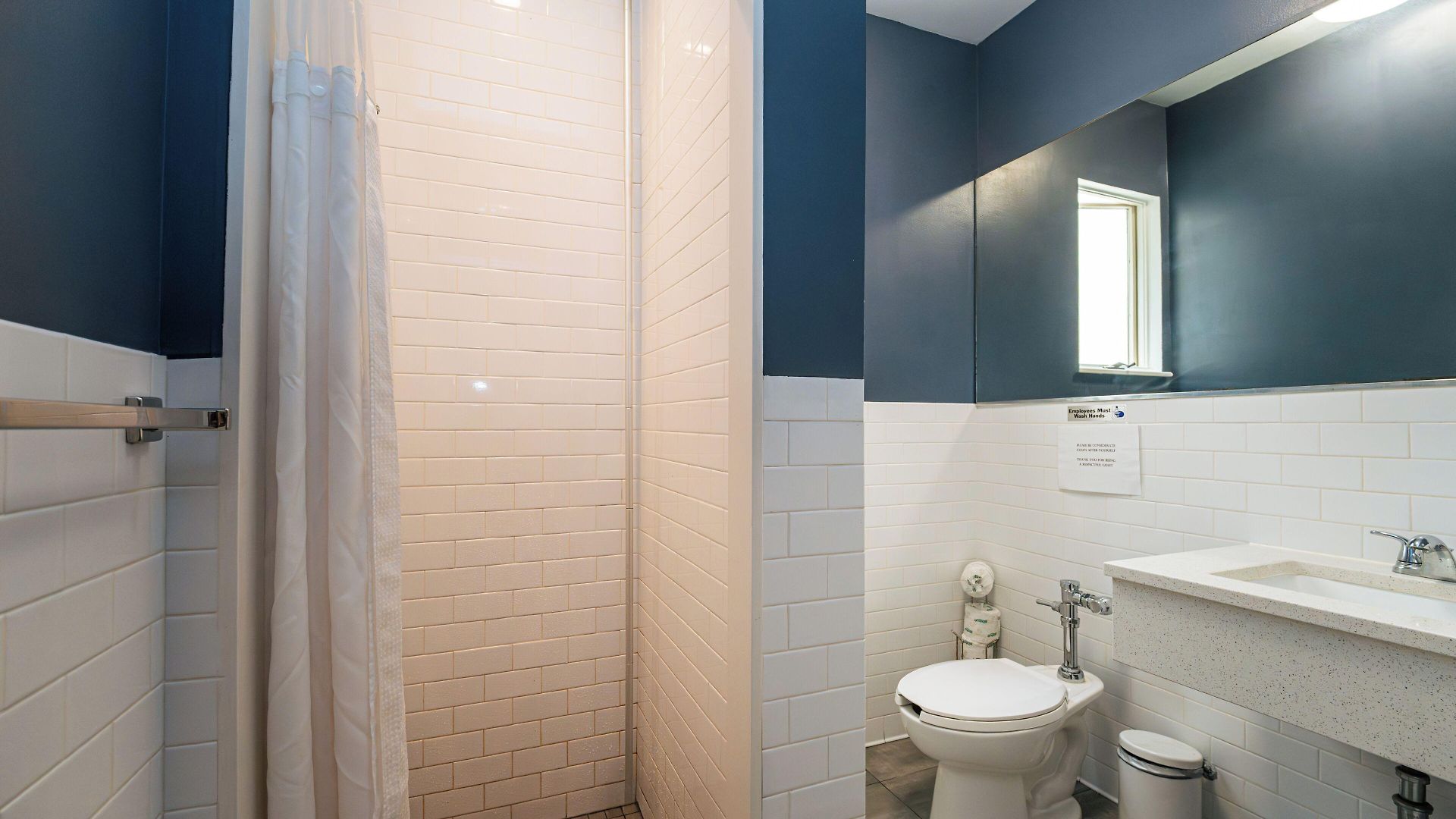 Lamartine Chelsea Hostel *