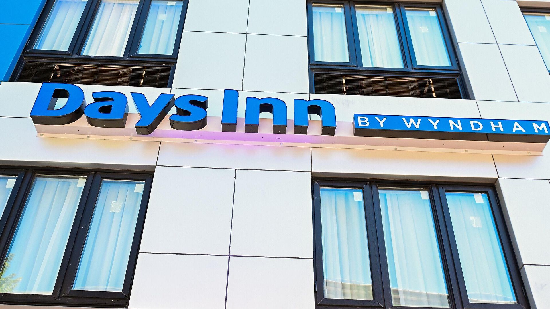 Days By Wyndham Bronx Nyc Hotel 3*