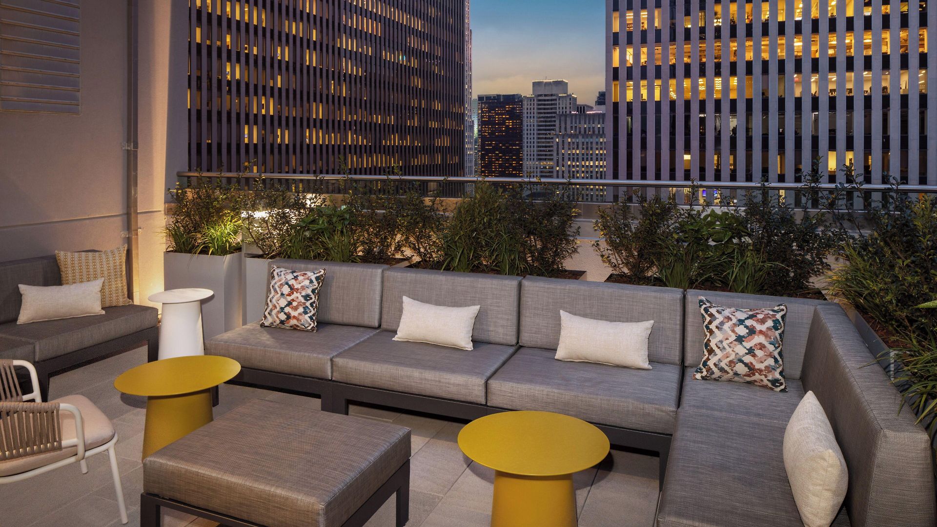 Home2 By Hilton Times Square Hotel 3*