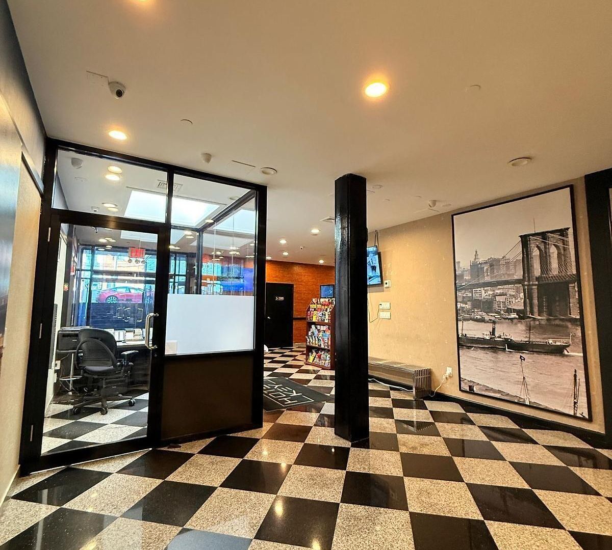 Key Hotel