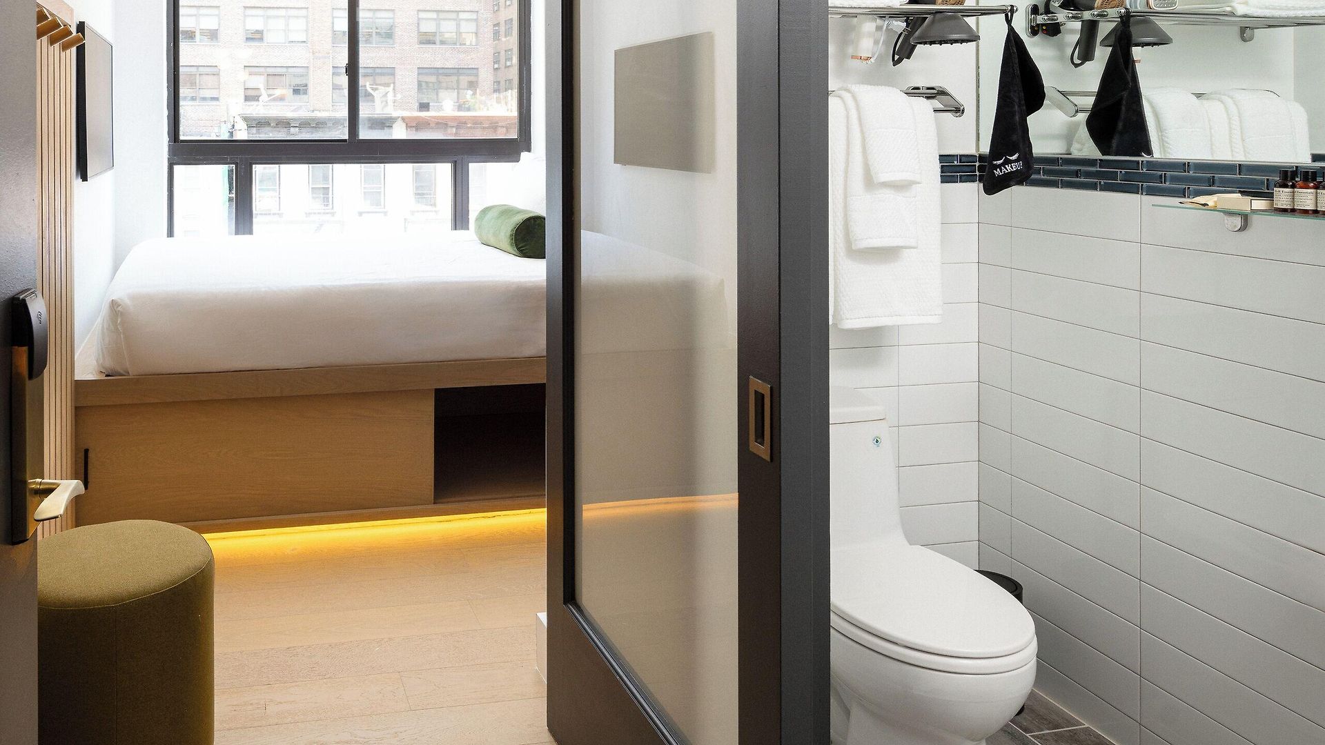 Little Charlie Hotel 4*