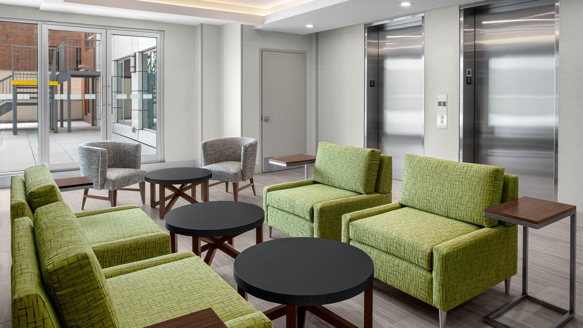 Express & Woodside Laguardia Airport Hotel 3*