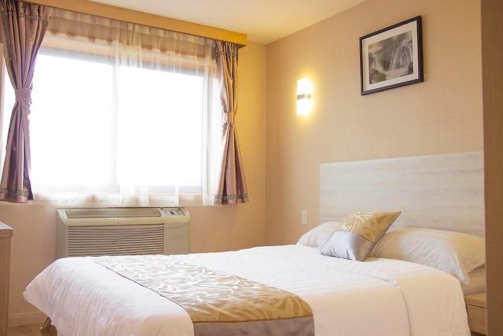 Hotel Phoenix Brooklyn Sunset Park (adults Only)